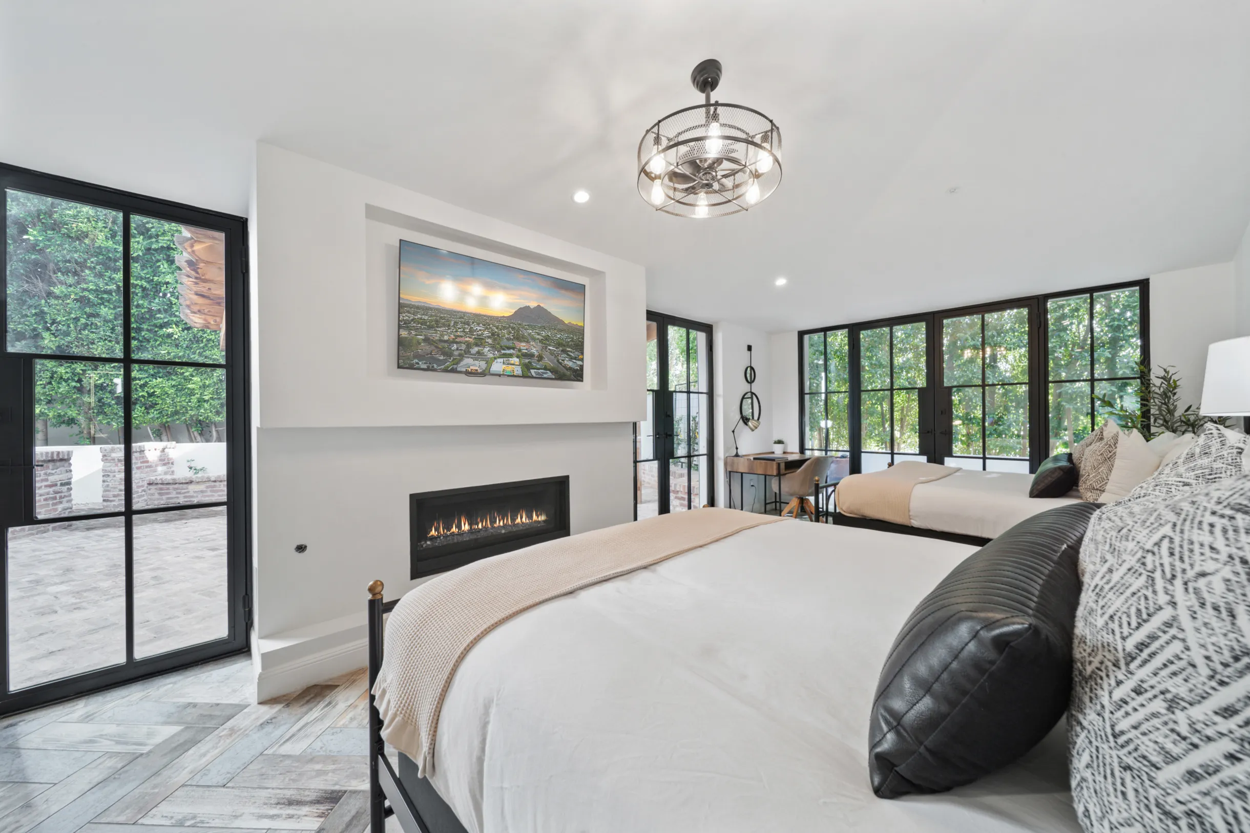 Wander Scottsdale Mirage #96