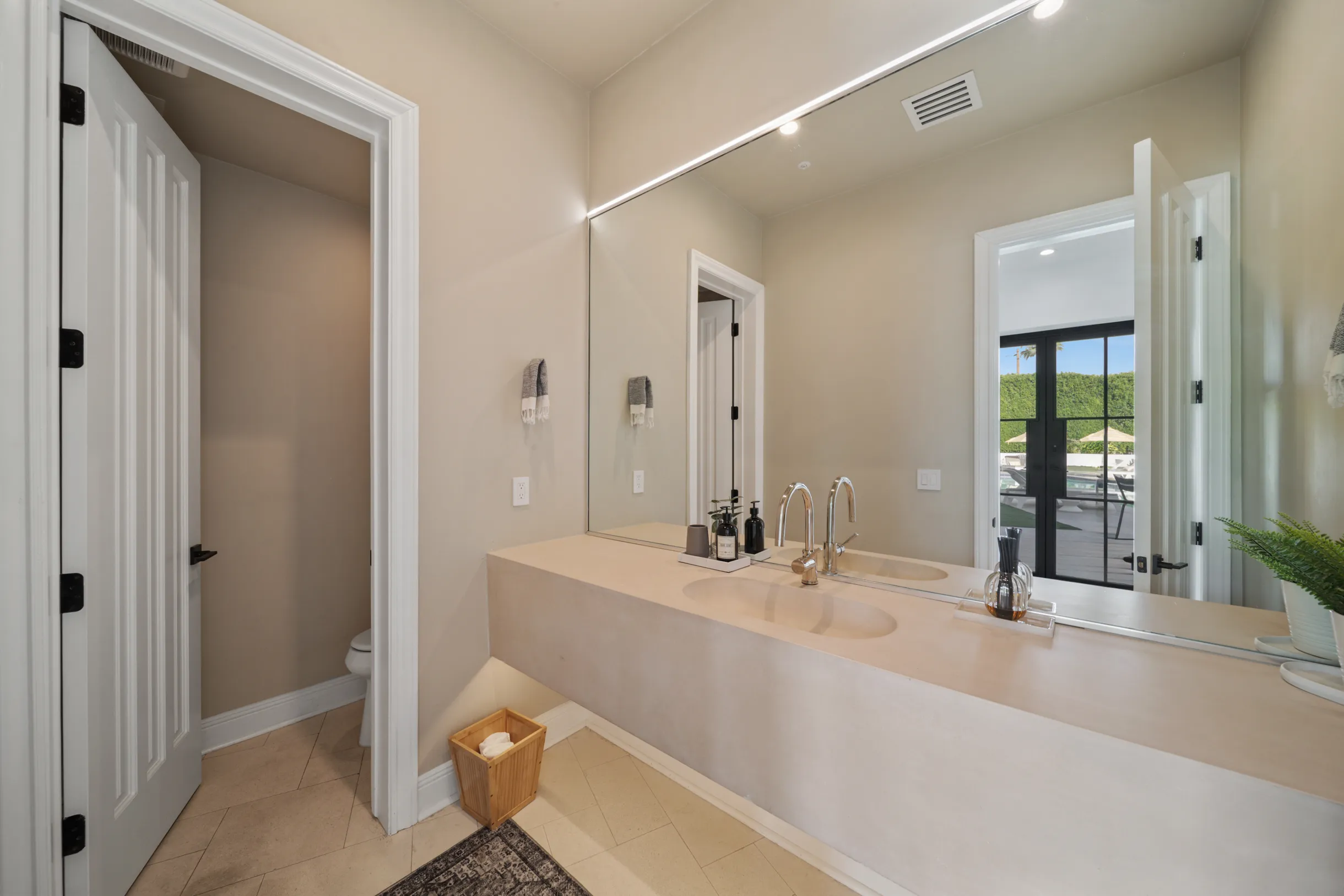 Wander Scottsdale Mirage #14