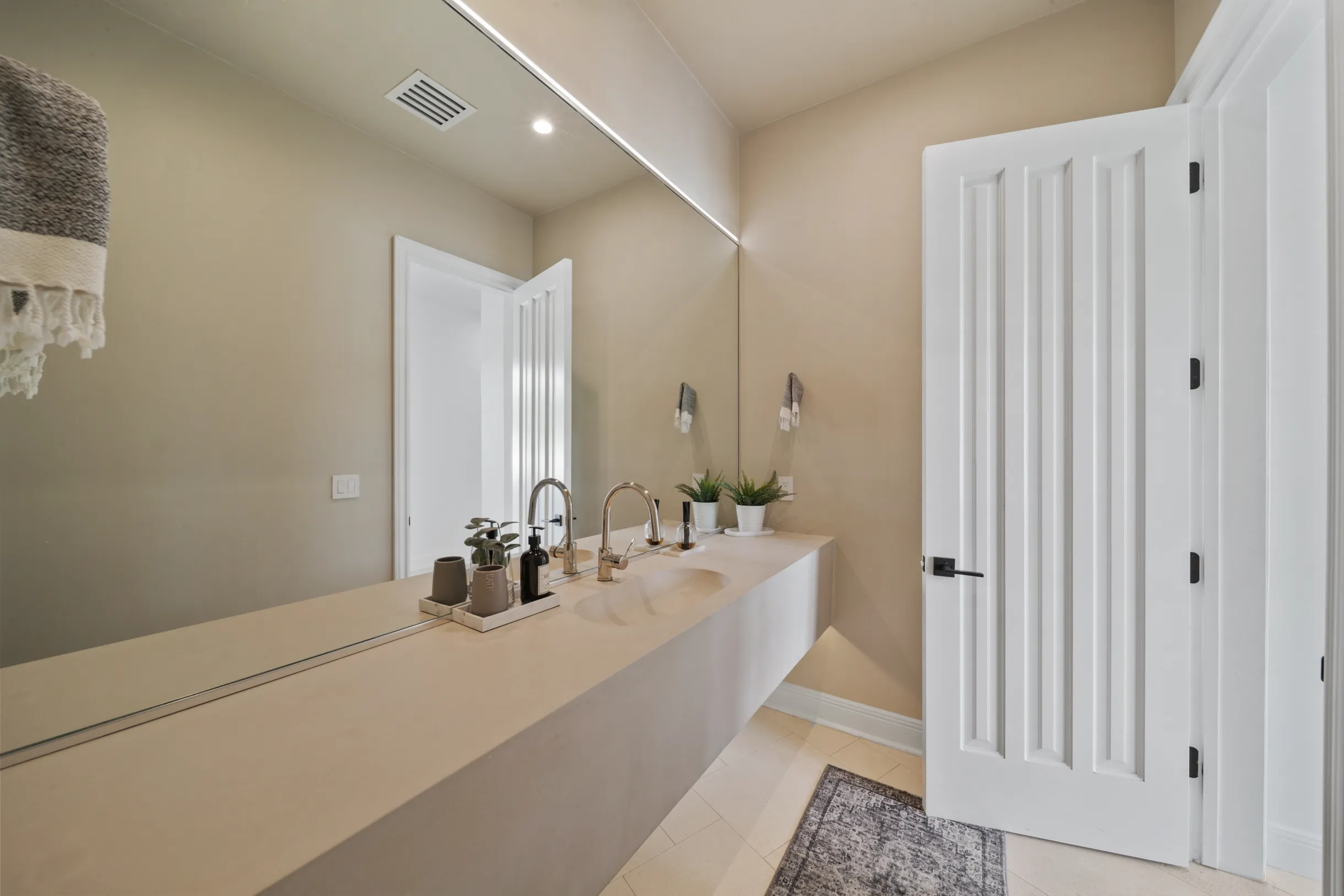 Wander Scottsdale Mirage #47