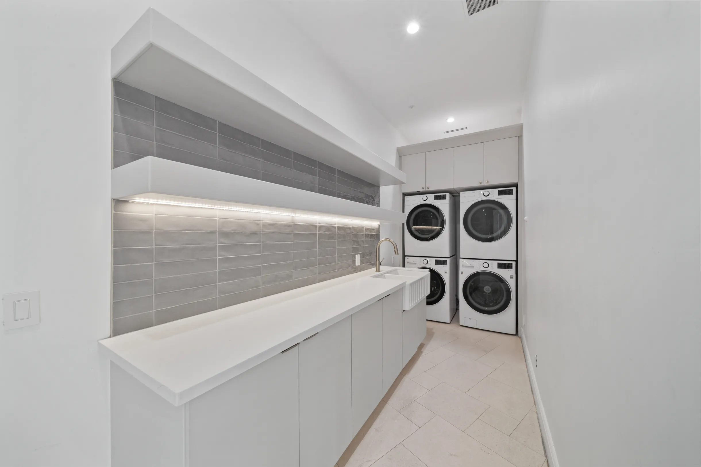 Wander Scottsdale Mirage #48