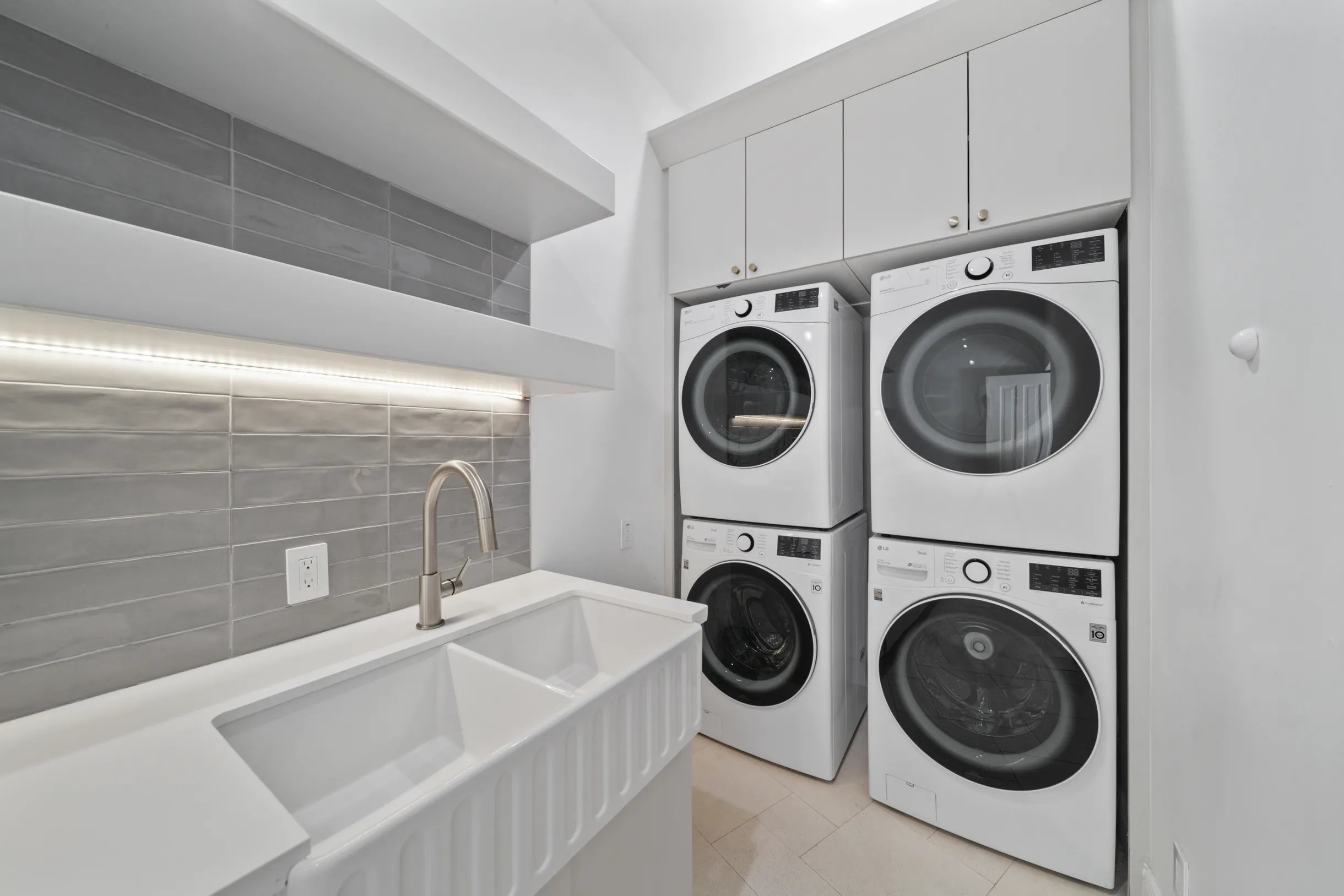 Wander Scottsdale Mirage #15