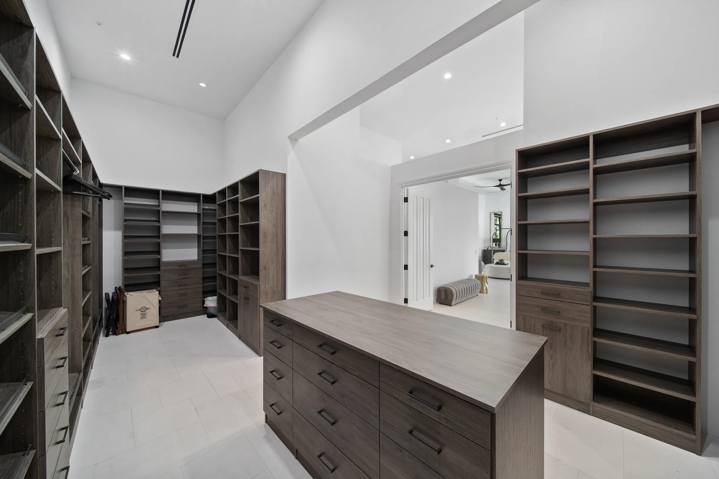 Wander Scottsdale Mirage #143