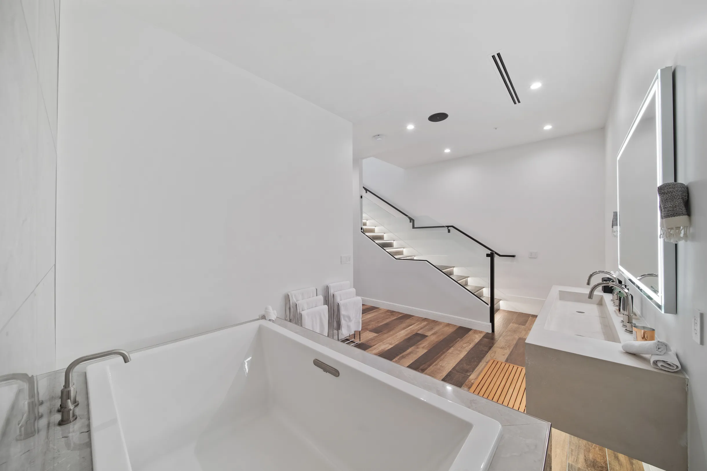 Wander Scottsdale Mirage #78