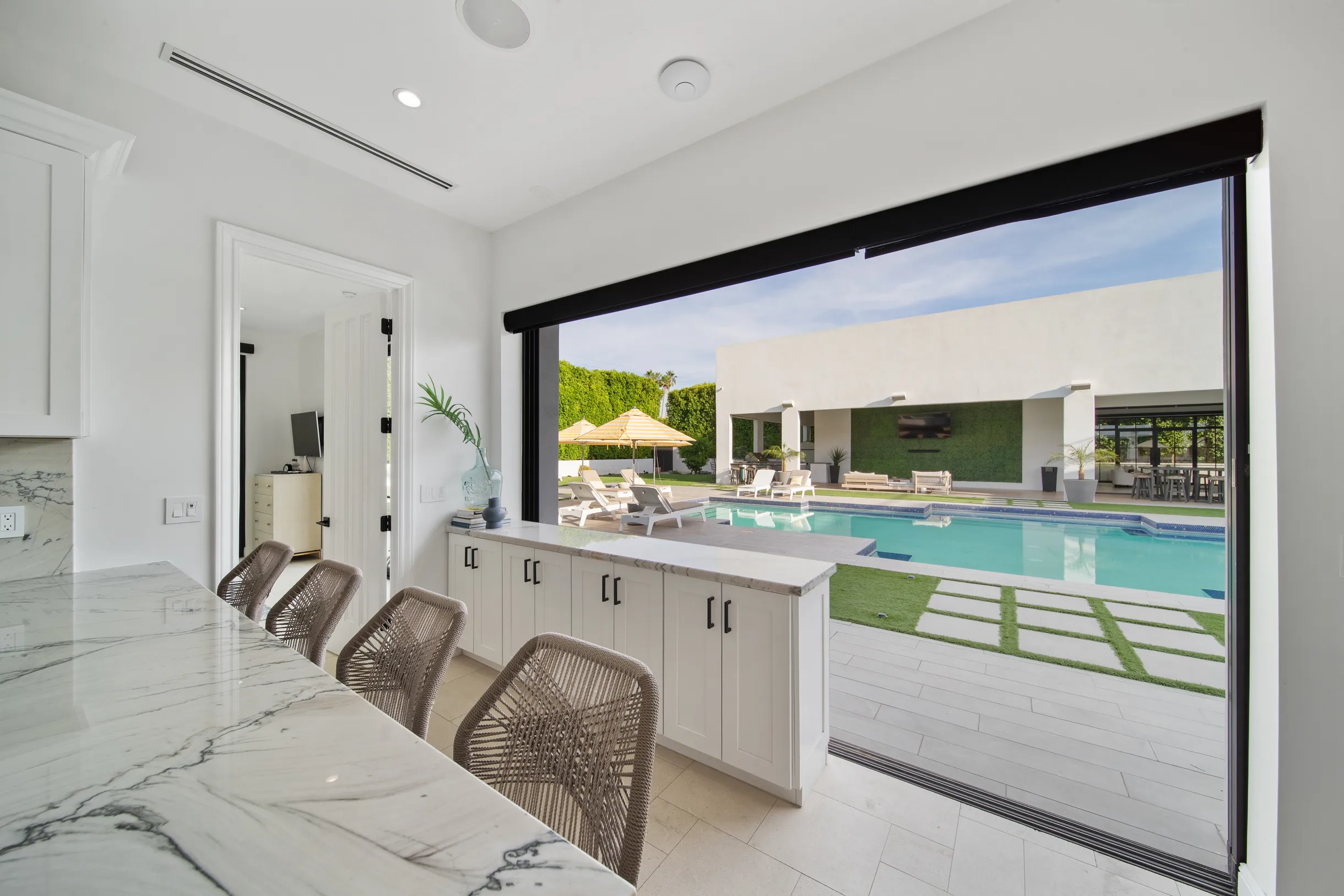 Wander Scottsdale Mirage #118