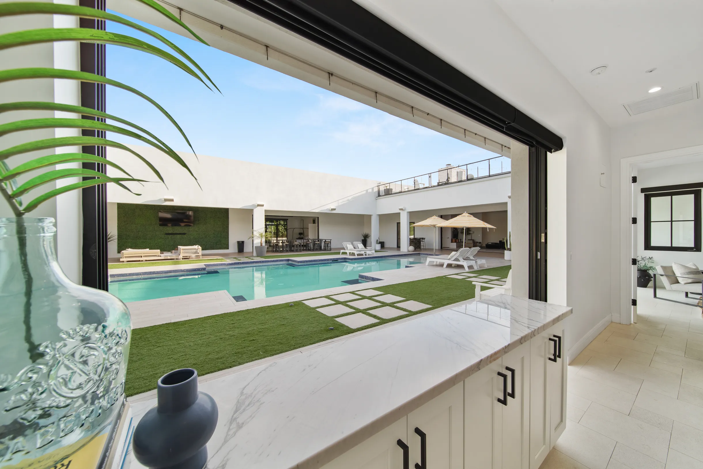 Wander Scottsdale Mirage #129