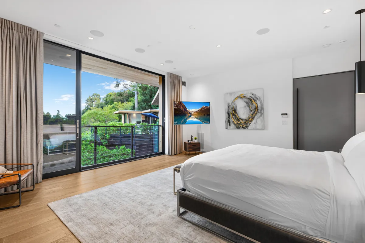 Bedroom 1 image