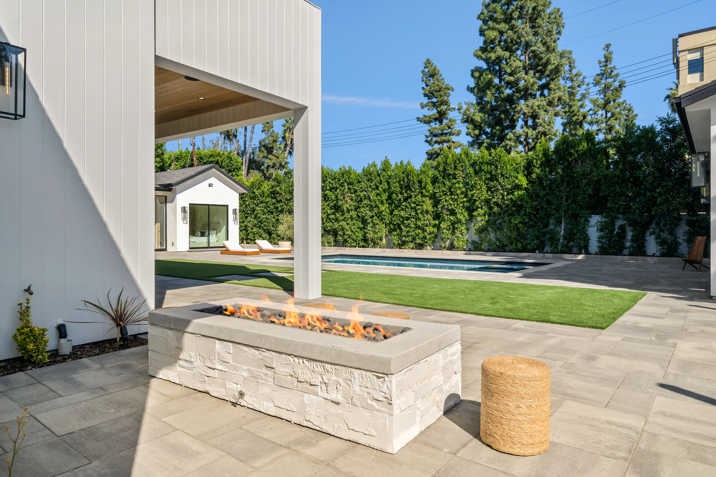 Wander Encino Grove #64