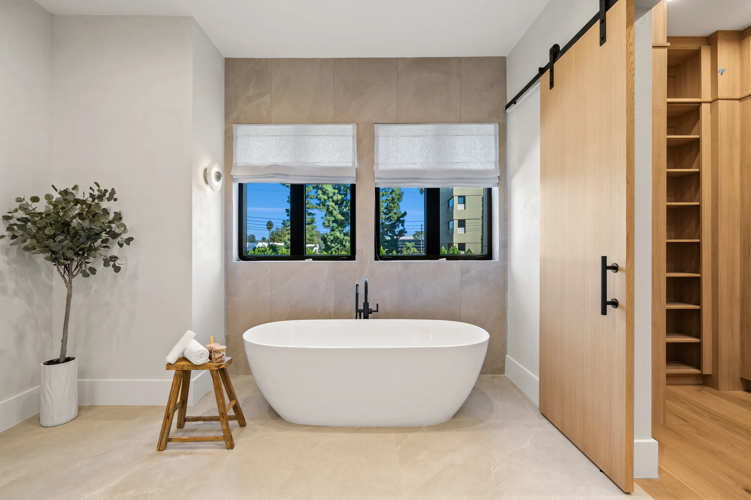 Wander Encino Grove #36