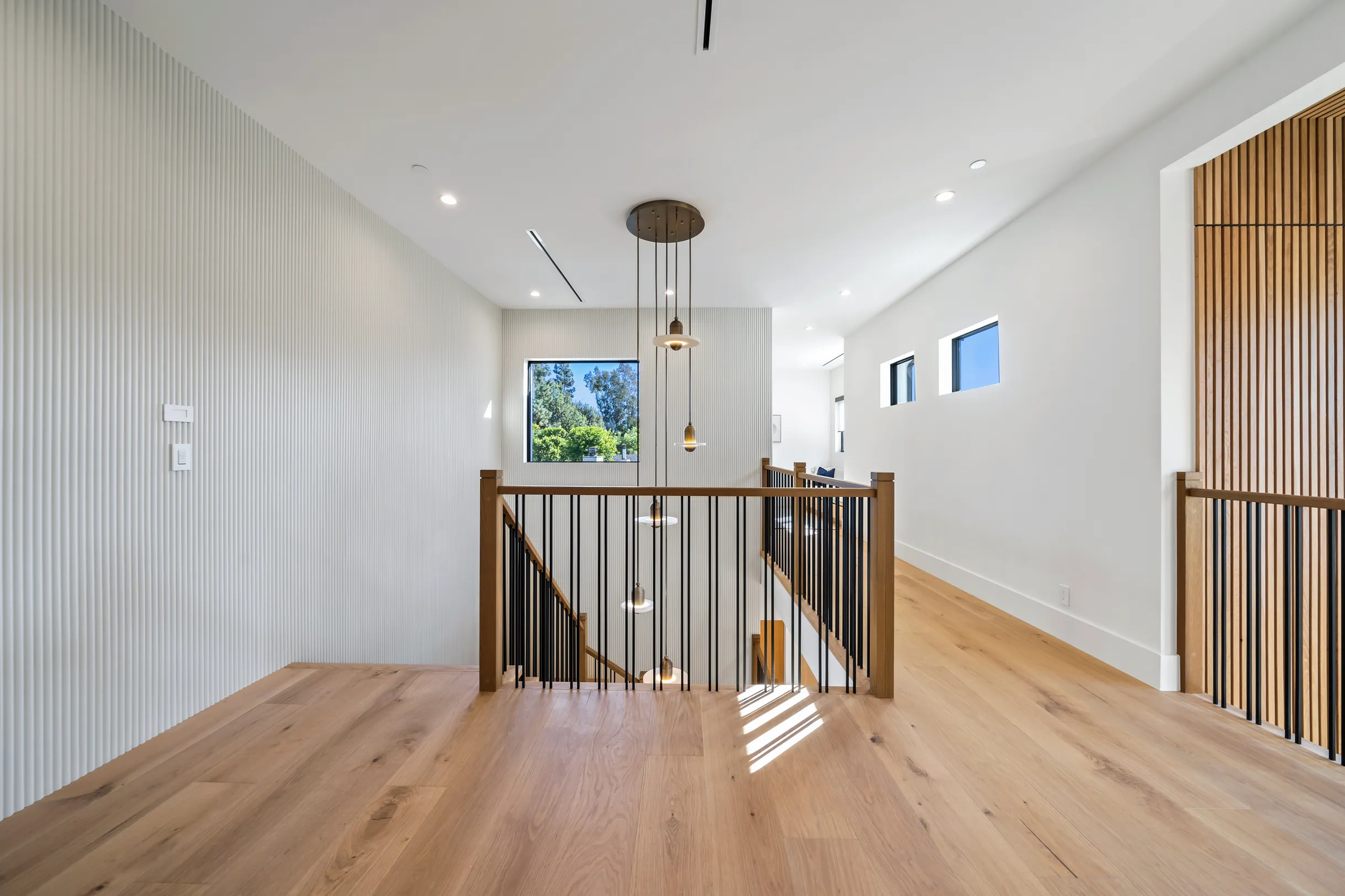 Wander Encino Grove #49