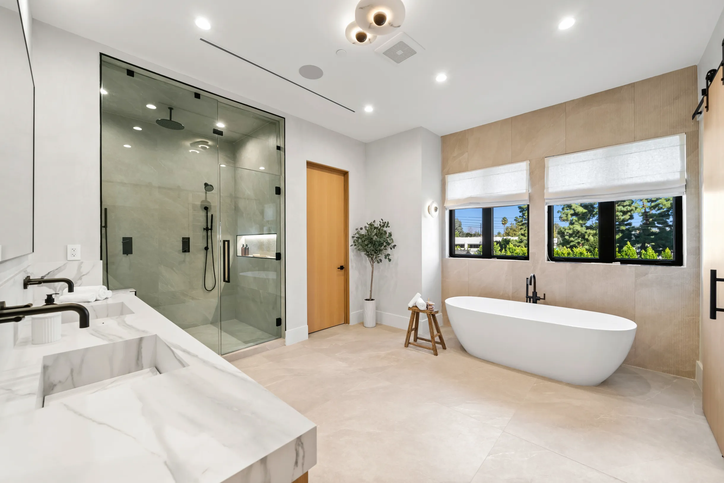 Wander Encino Grove #23