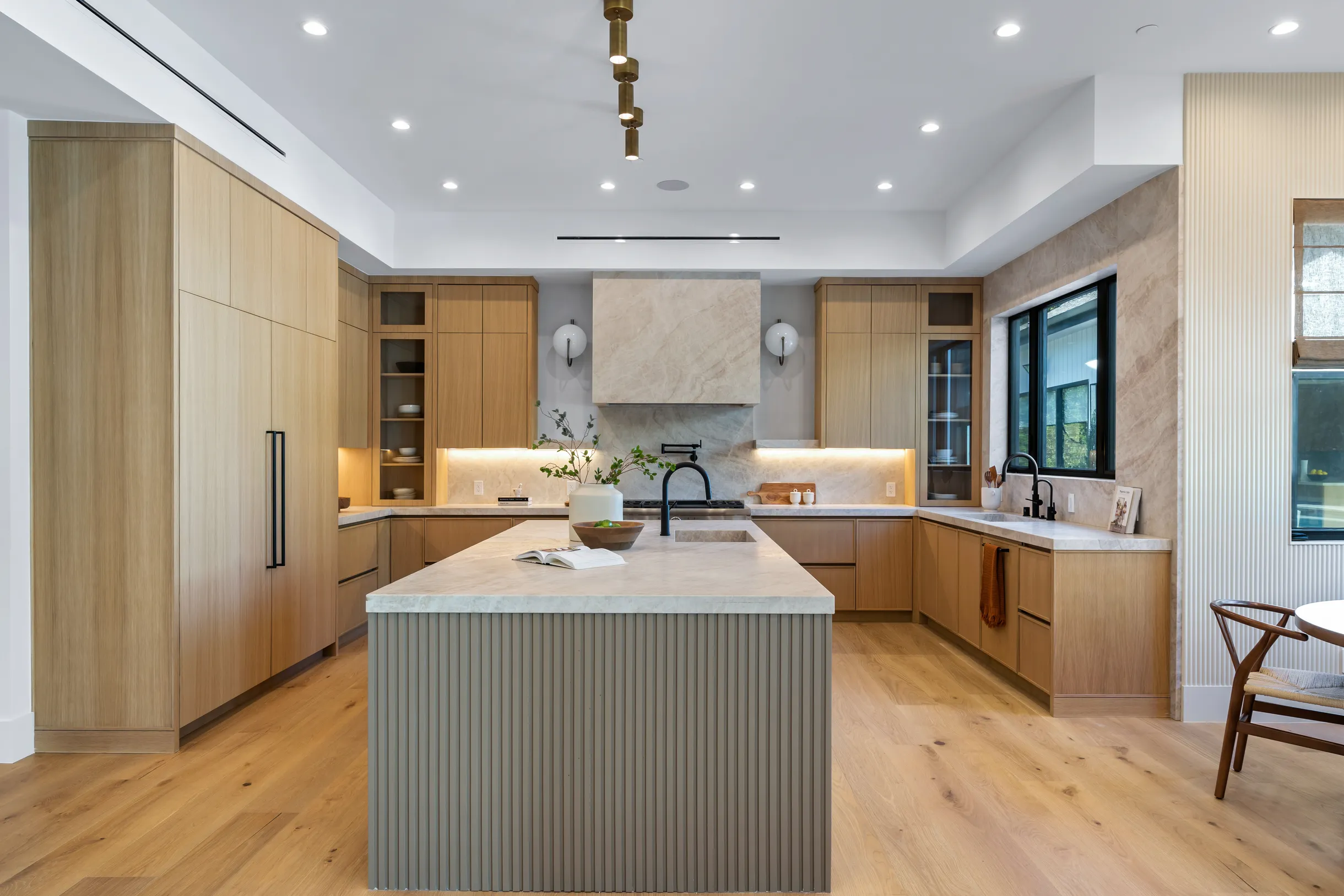 Wander Encino Grove #25