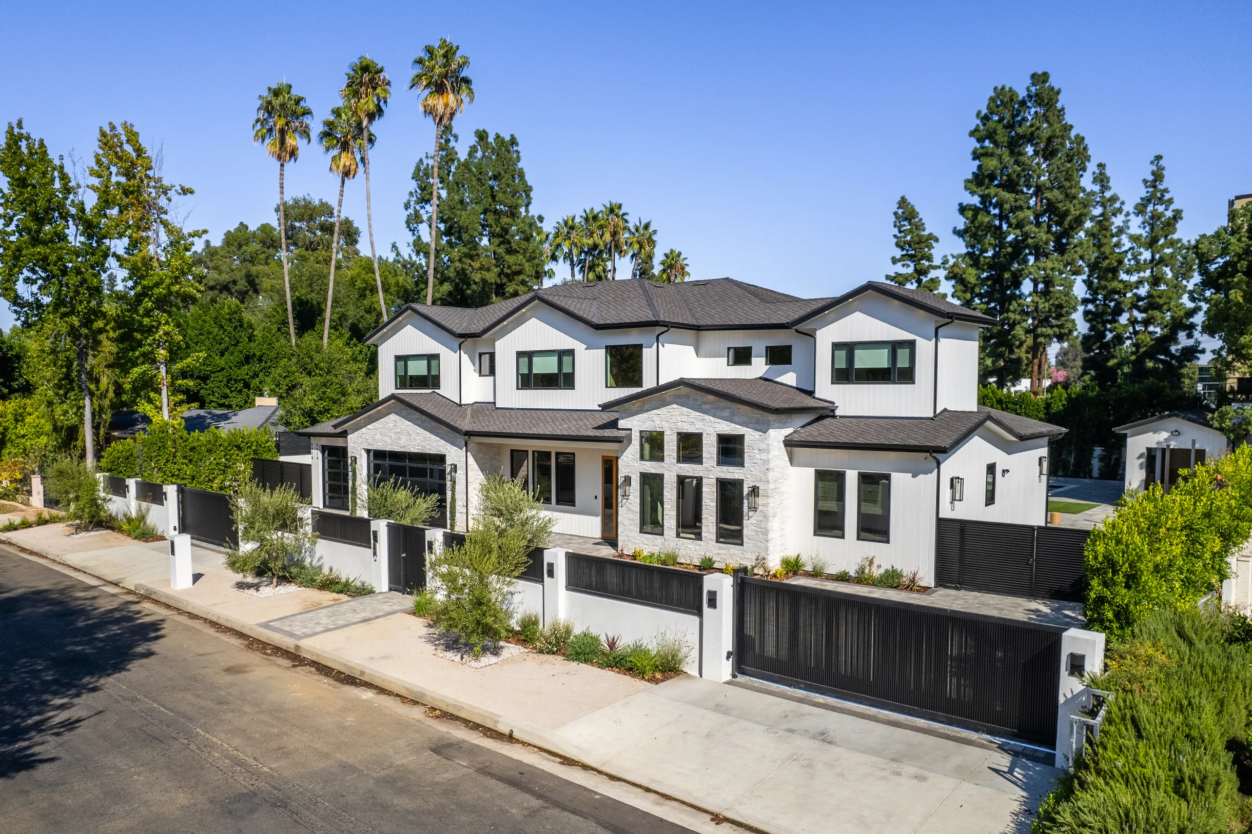 Wander Encino Grove #5