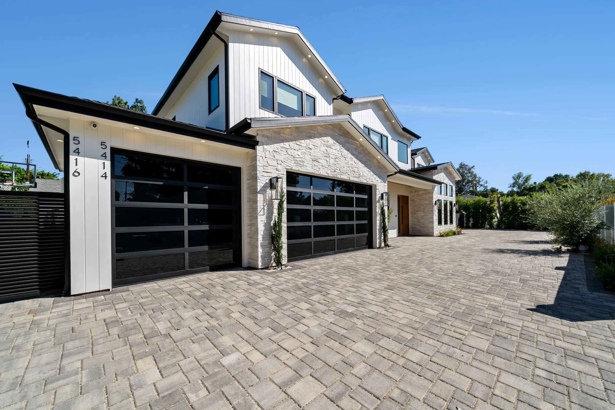 Wander Encino Grove #70