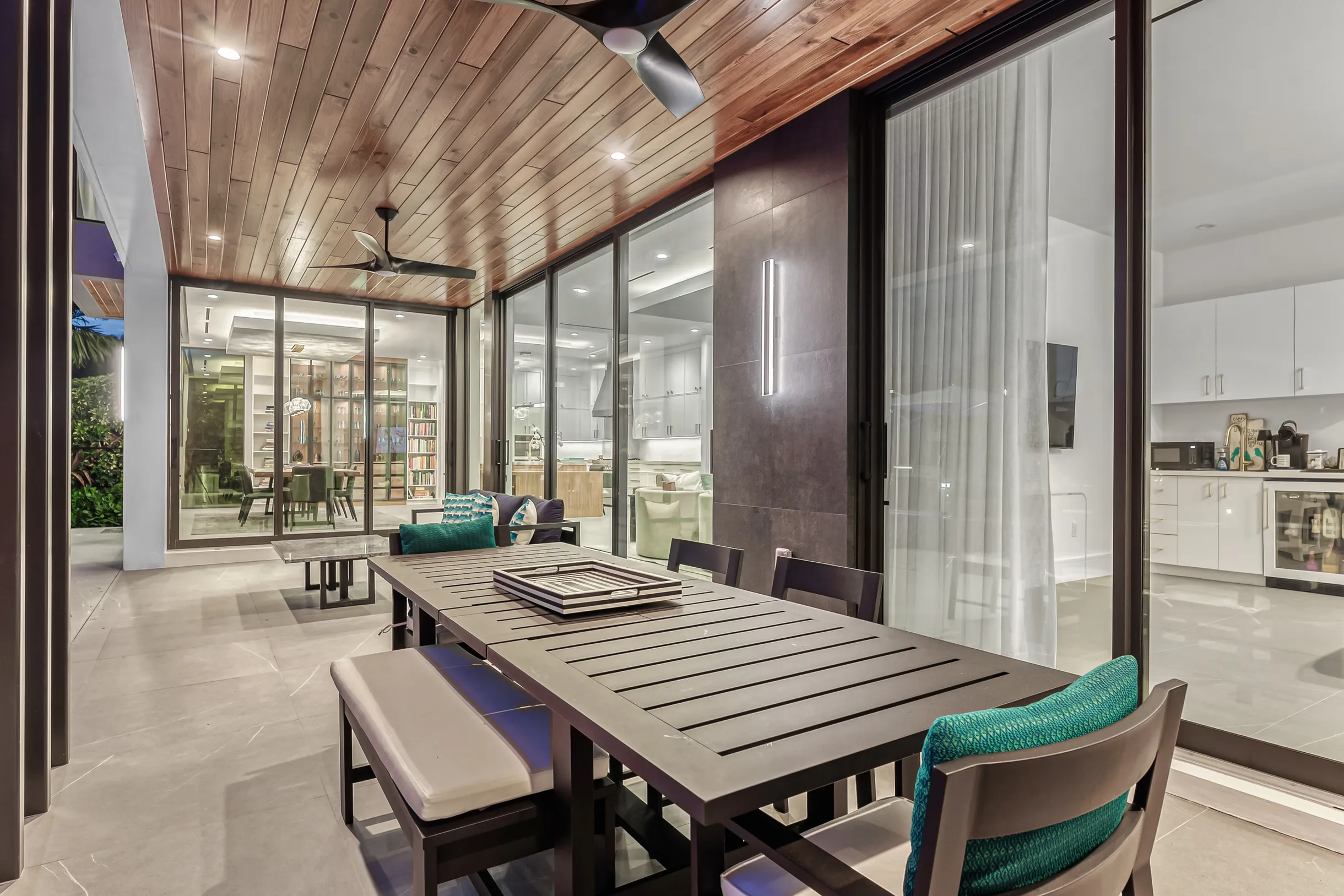 Wander Fort Lauderdale Oasis #92