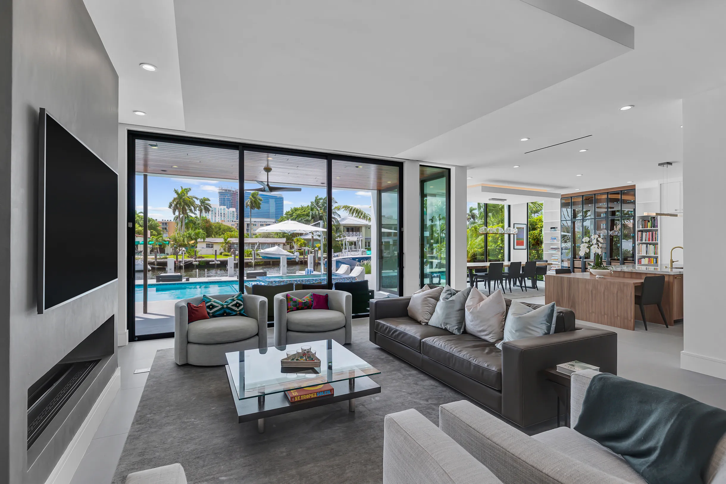 Wander Fort Lauderdale Oasis #115