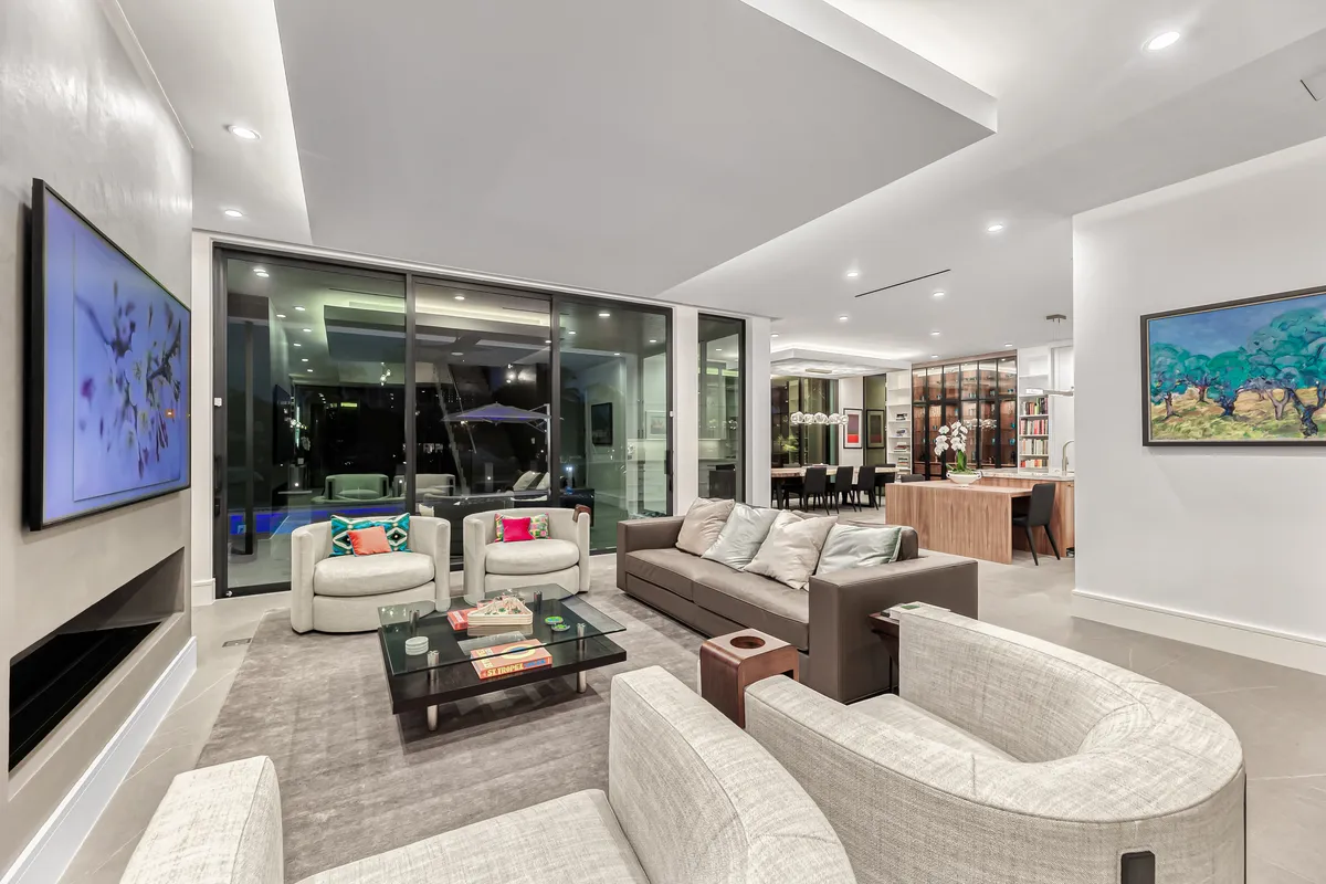 Wander Fort Lauderdale Oasis