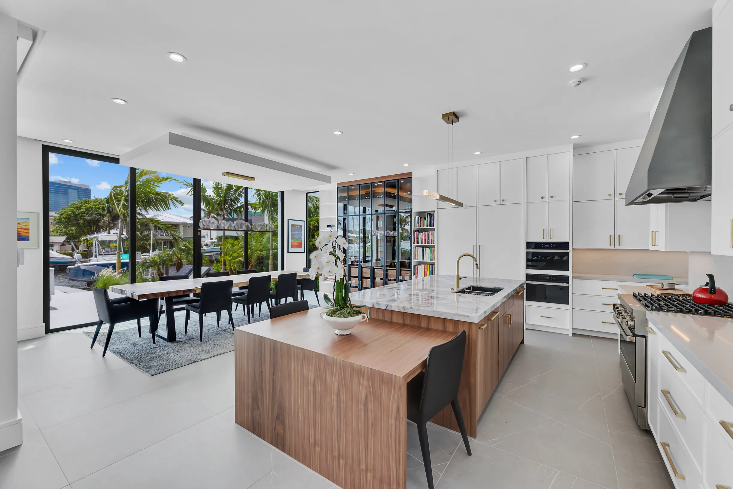 Wander Fort Lauderdale Oasis #117