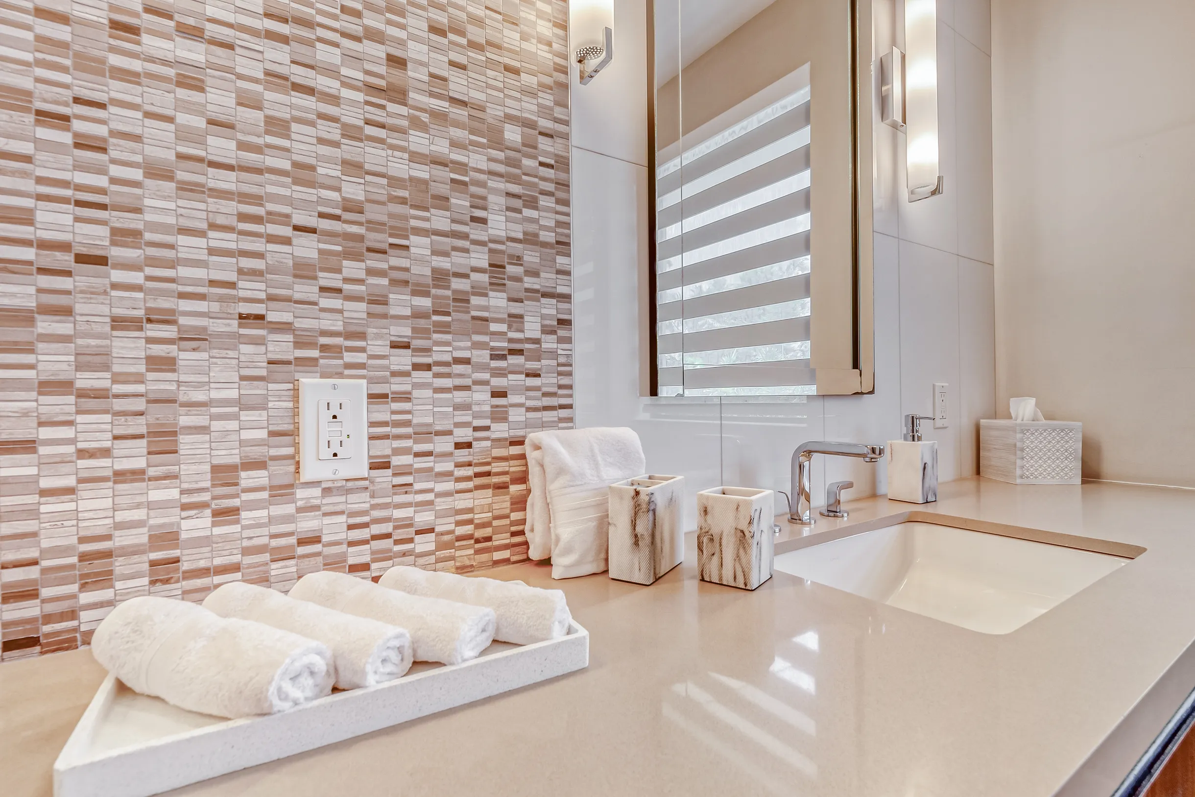 Wander Fort Lauderdale Grove #28