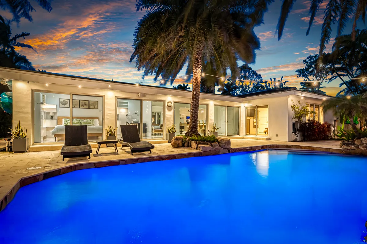 Wander Fort Lauderdale Glow #44