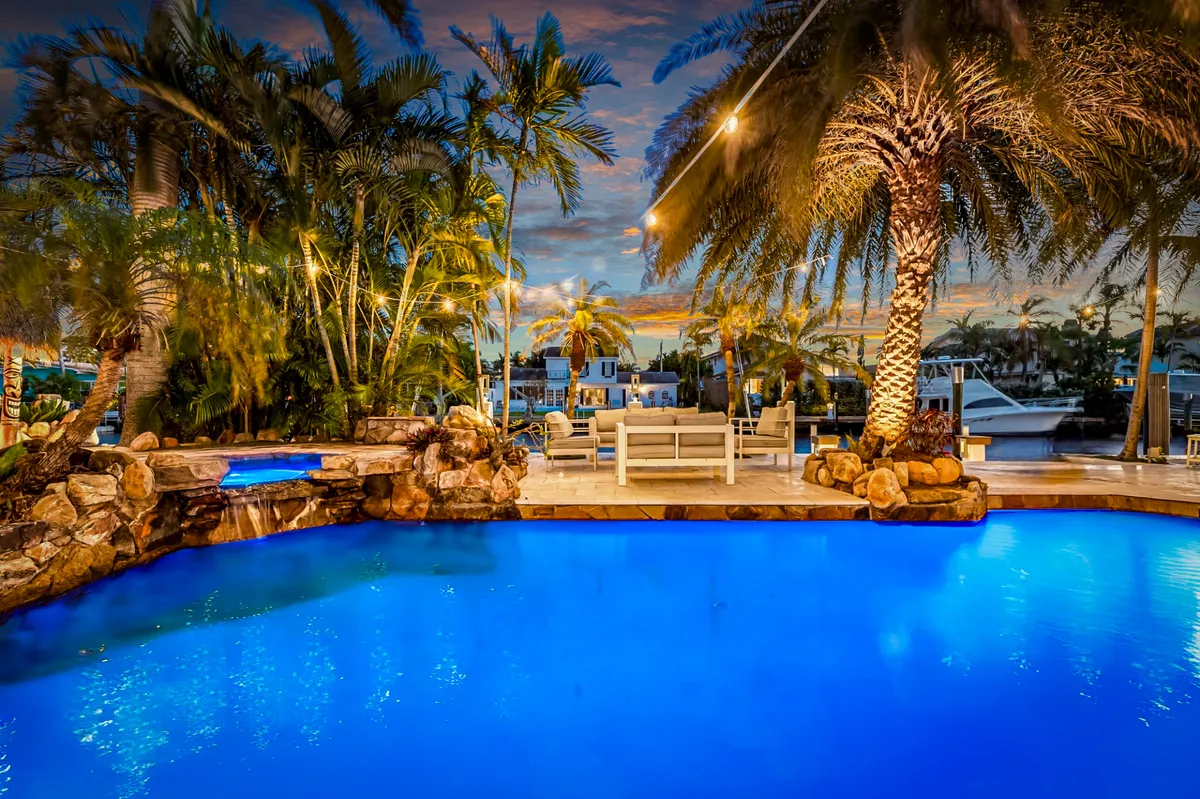 Wander Fort Lauderdale Glow #51