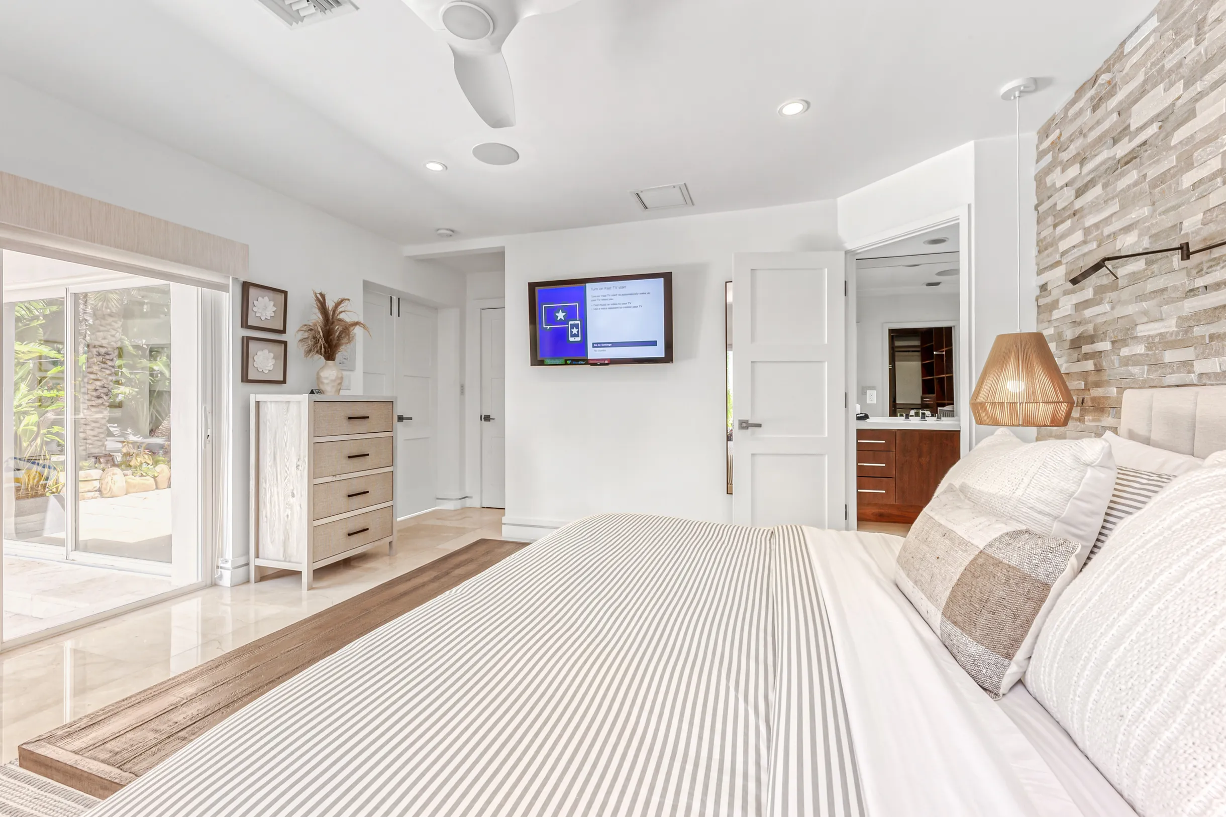 Wander Fort Lauderdale Glow #38