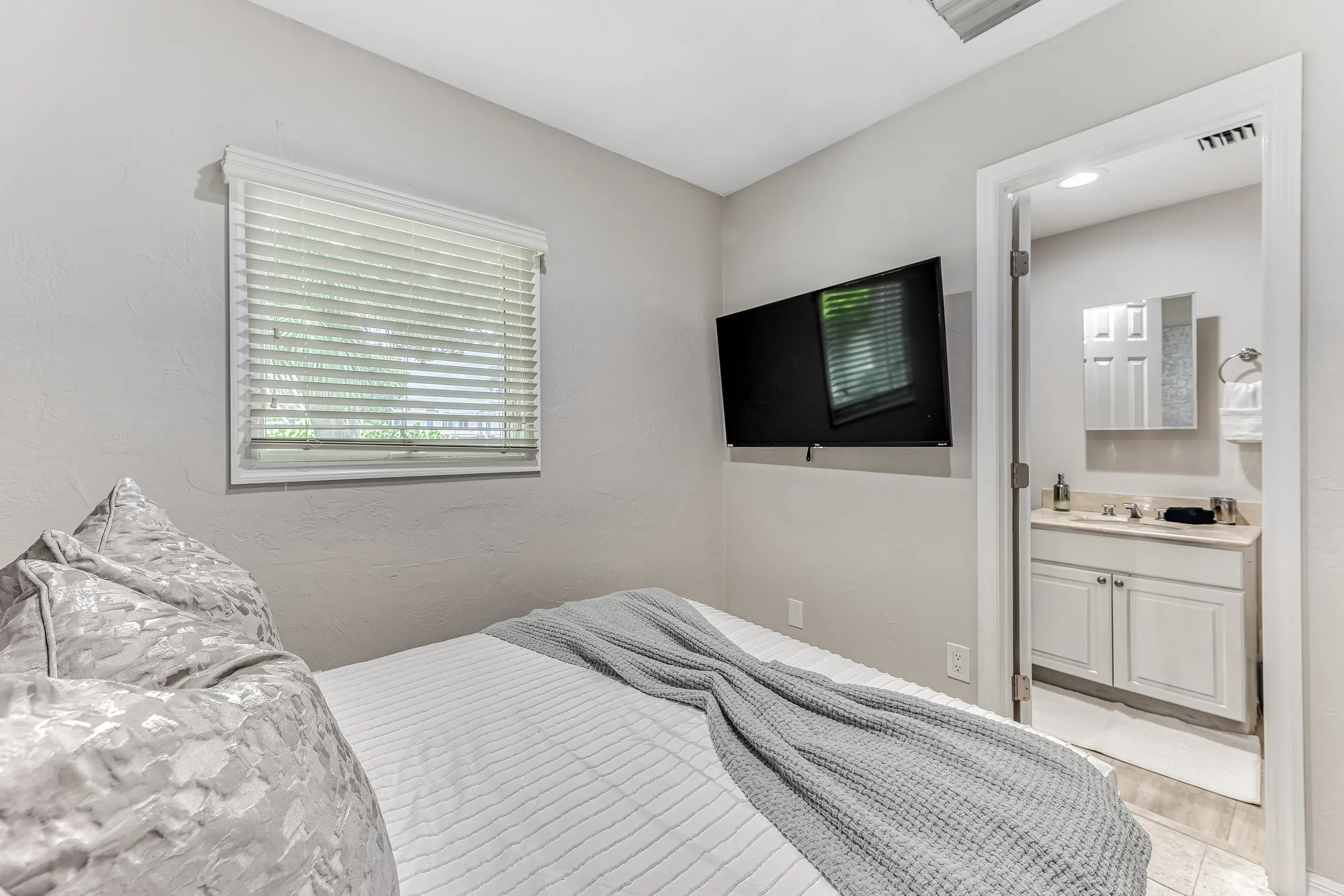 Wander Fort Lauderdale Mist #37