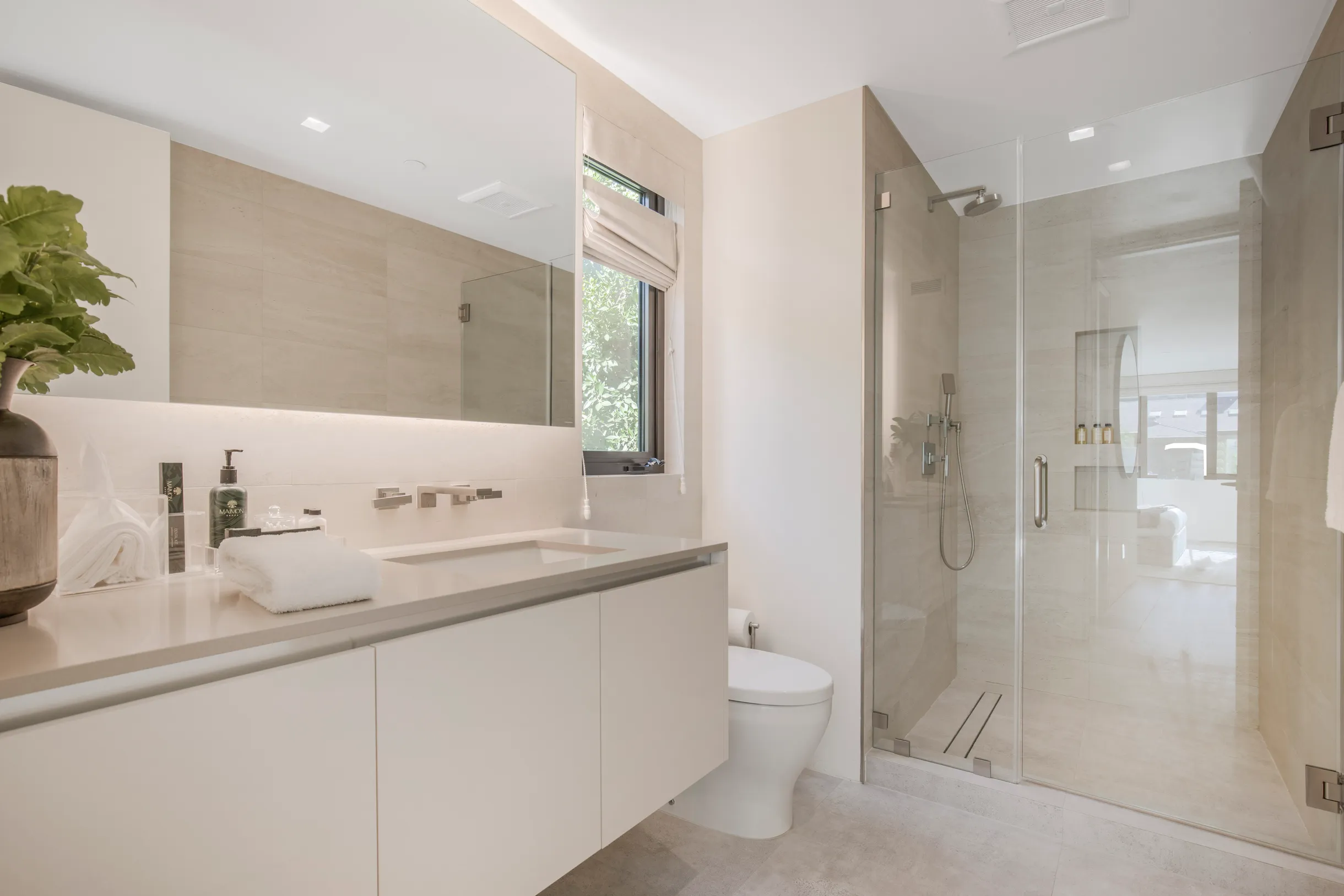 Wander Hollywood Drift #10