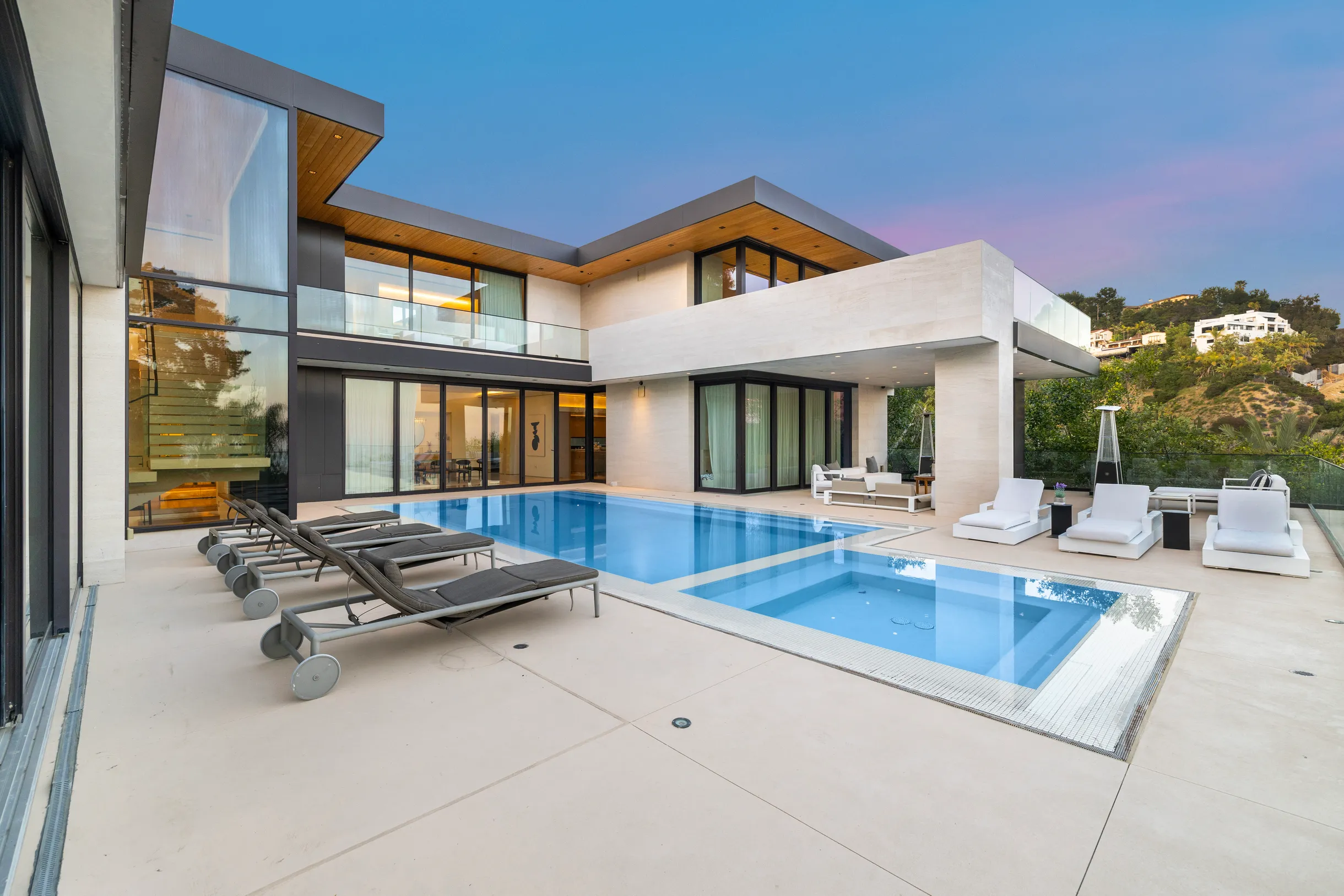 Wander Hollywood Drift #74