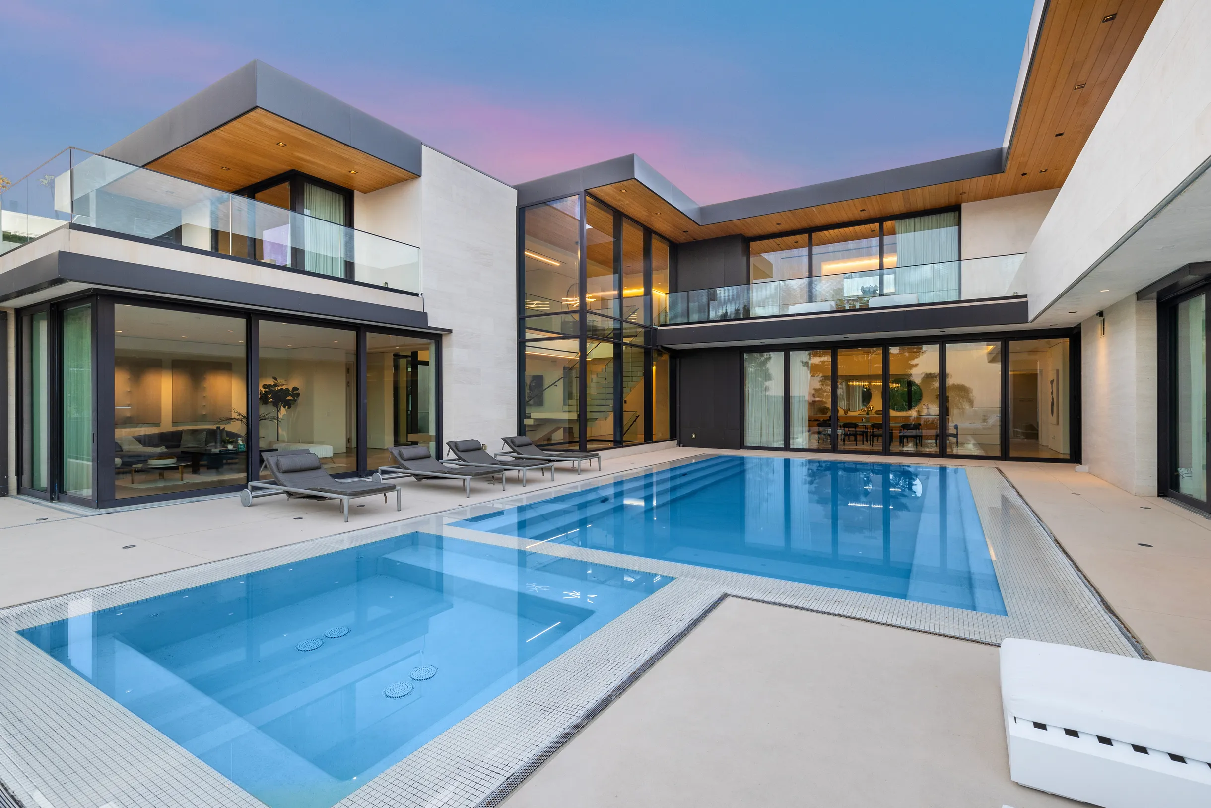 Wander Hollywood Drift #68