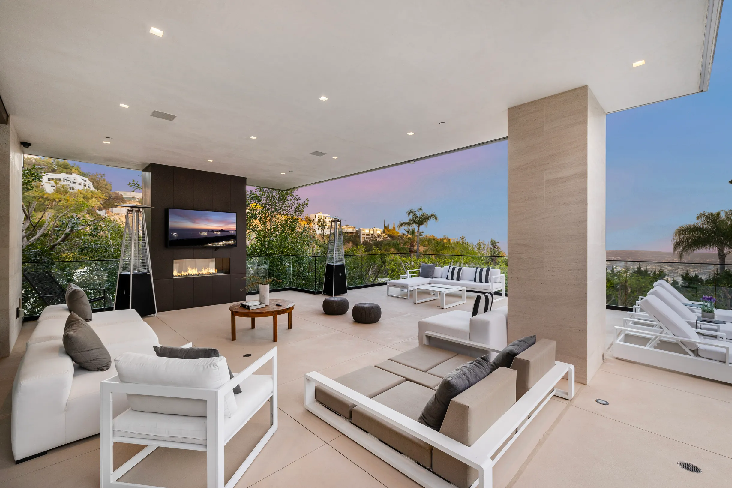 Wander Hollywood Drift #43