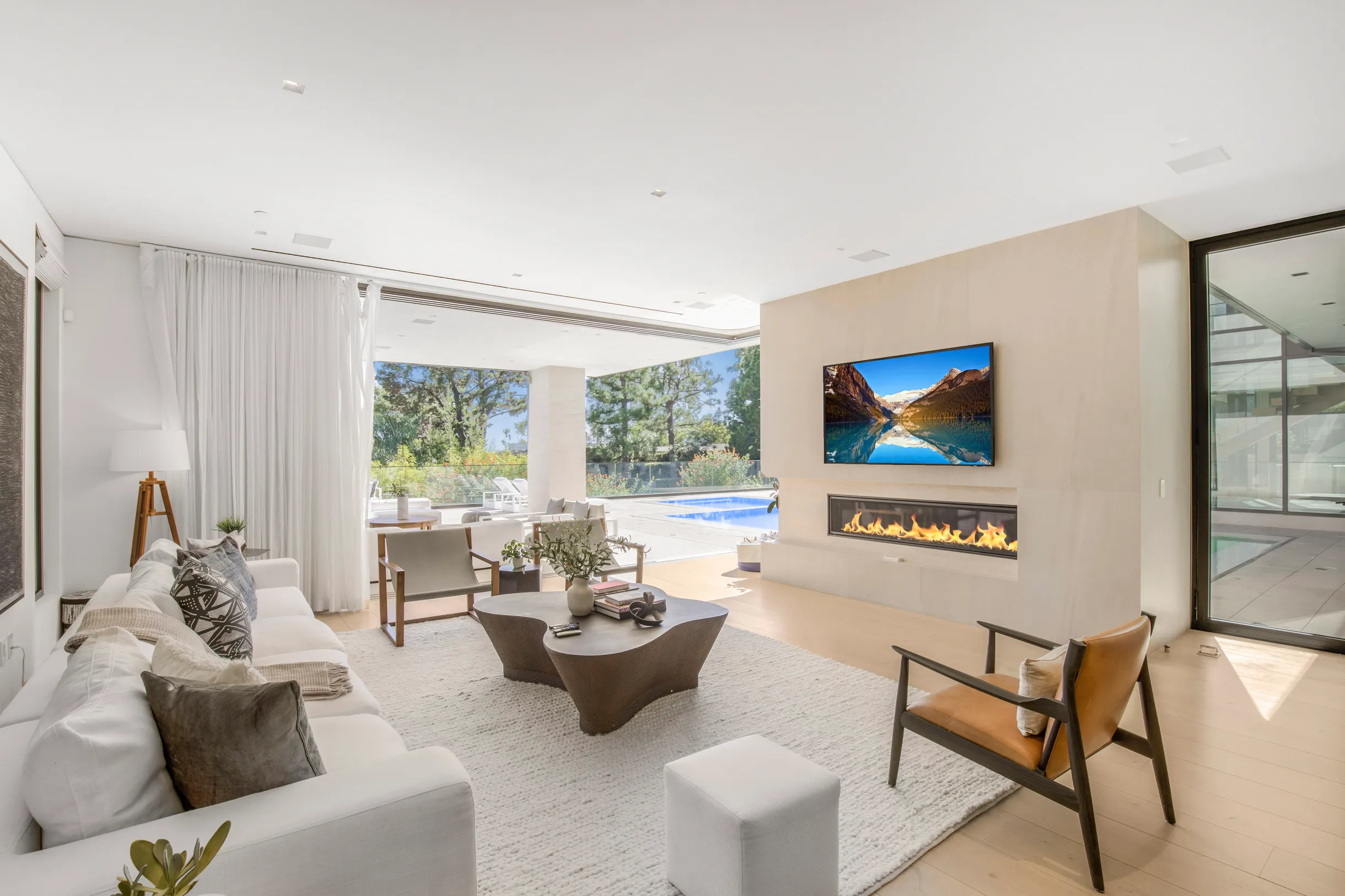 Wander Hollywood Drift #25