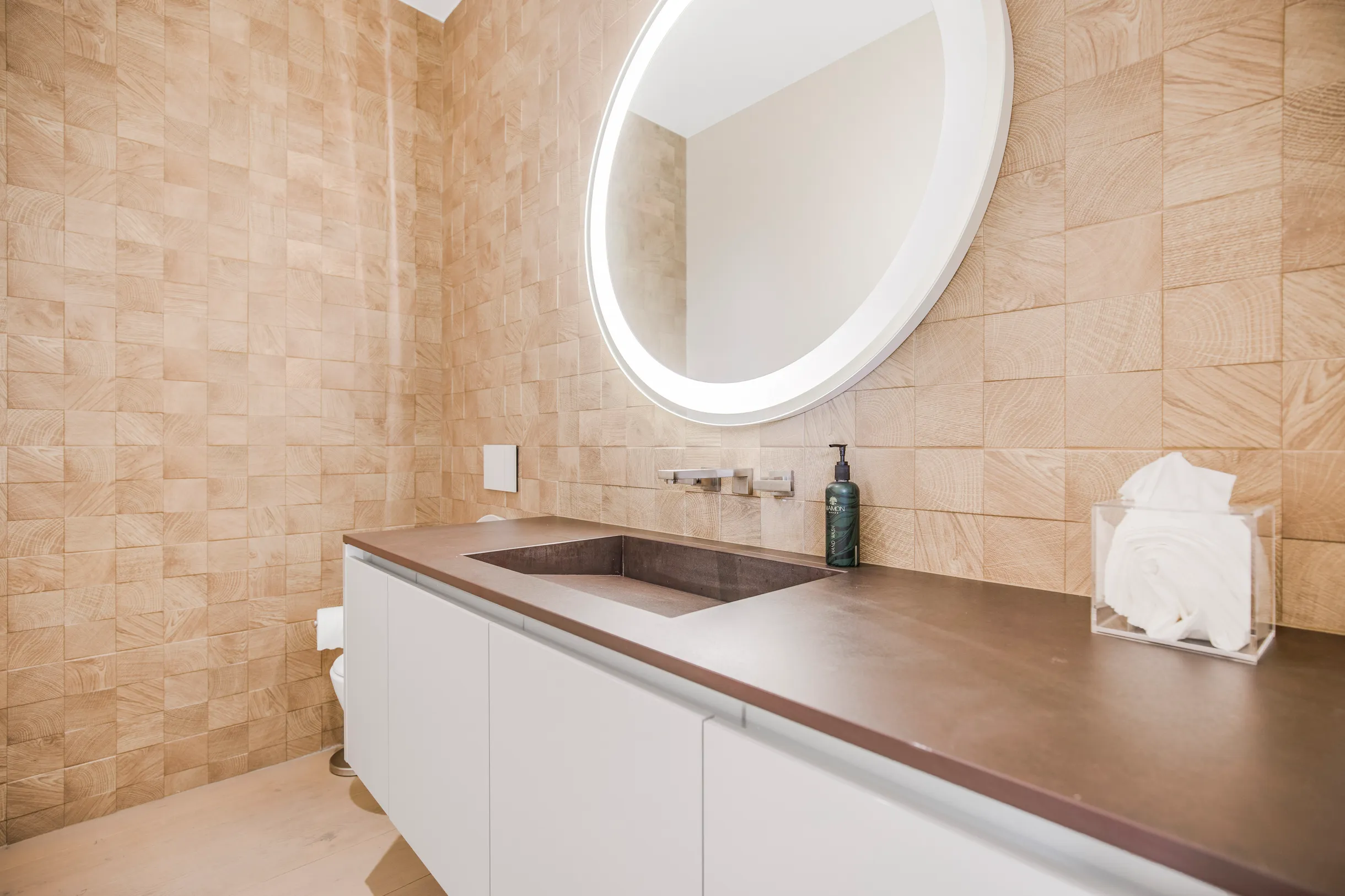 Wander Hollywood Drift #31