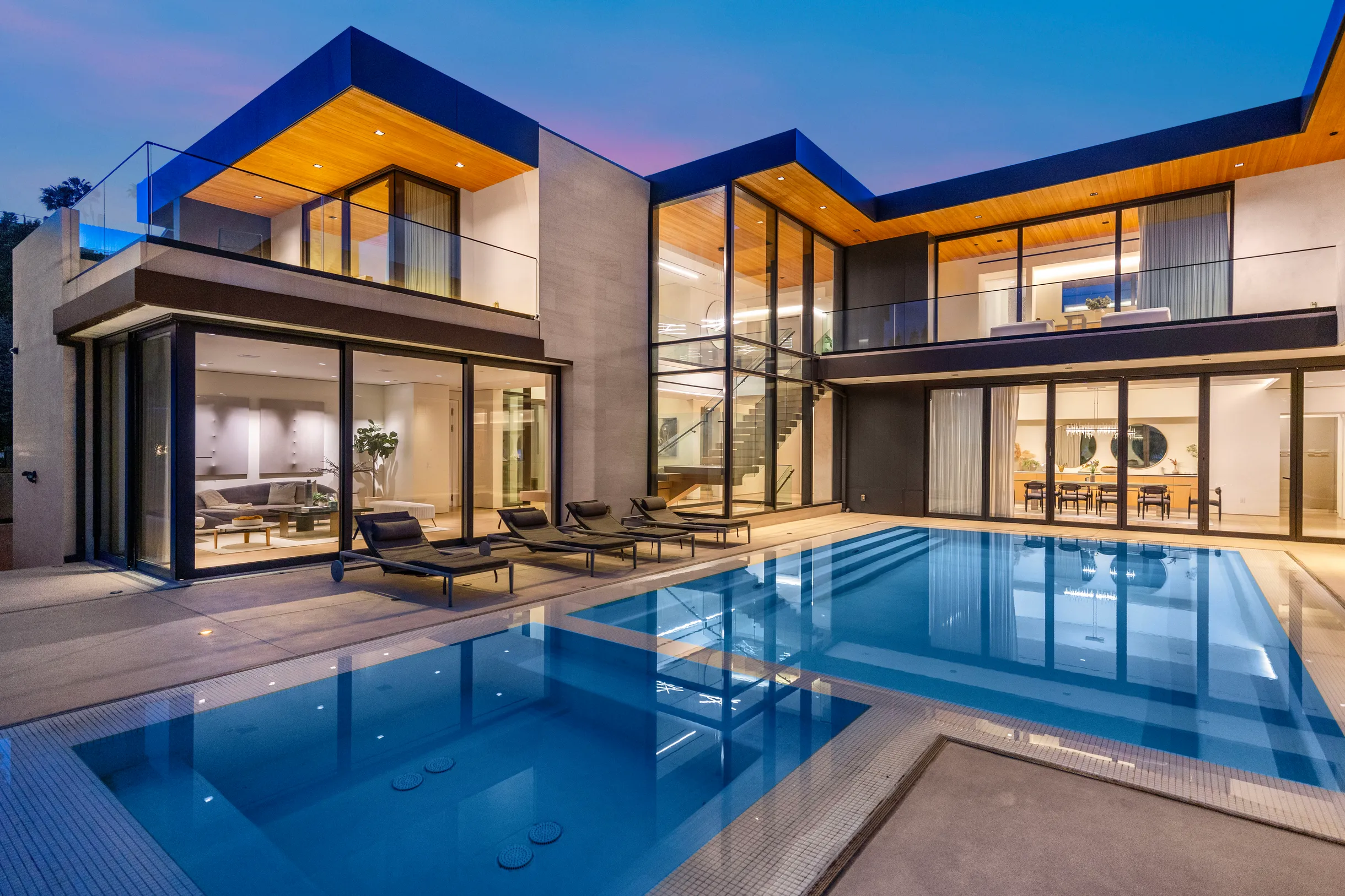 Wander Hollywood Drift #32