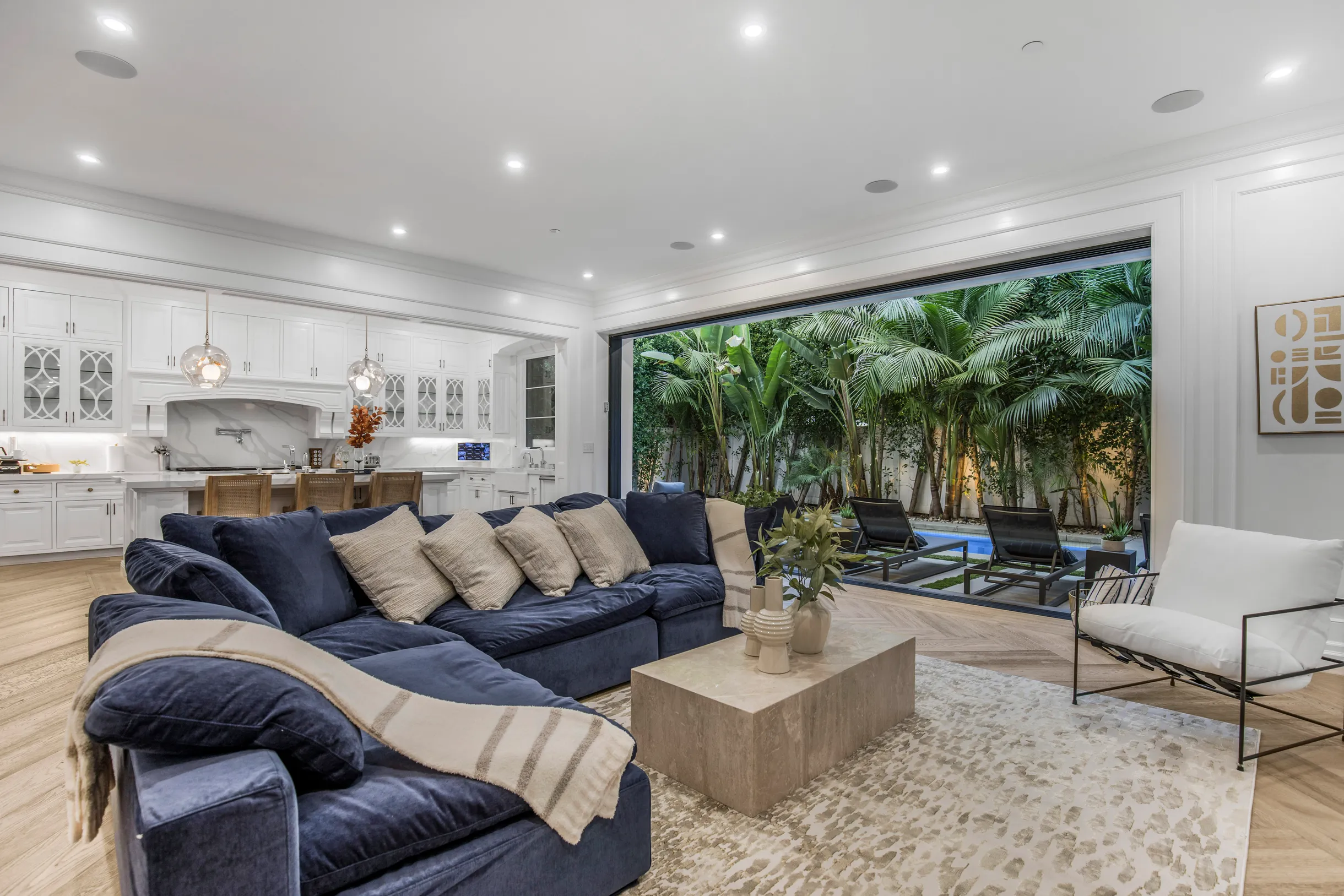 Wander Los Angeles Paradise #4