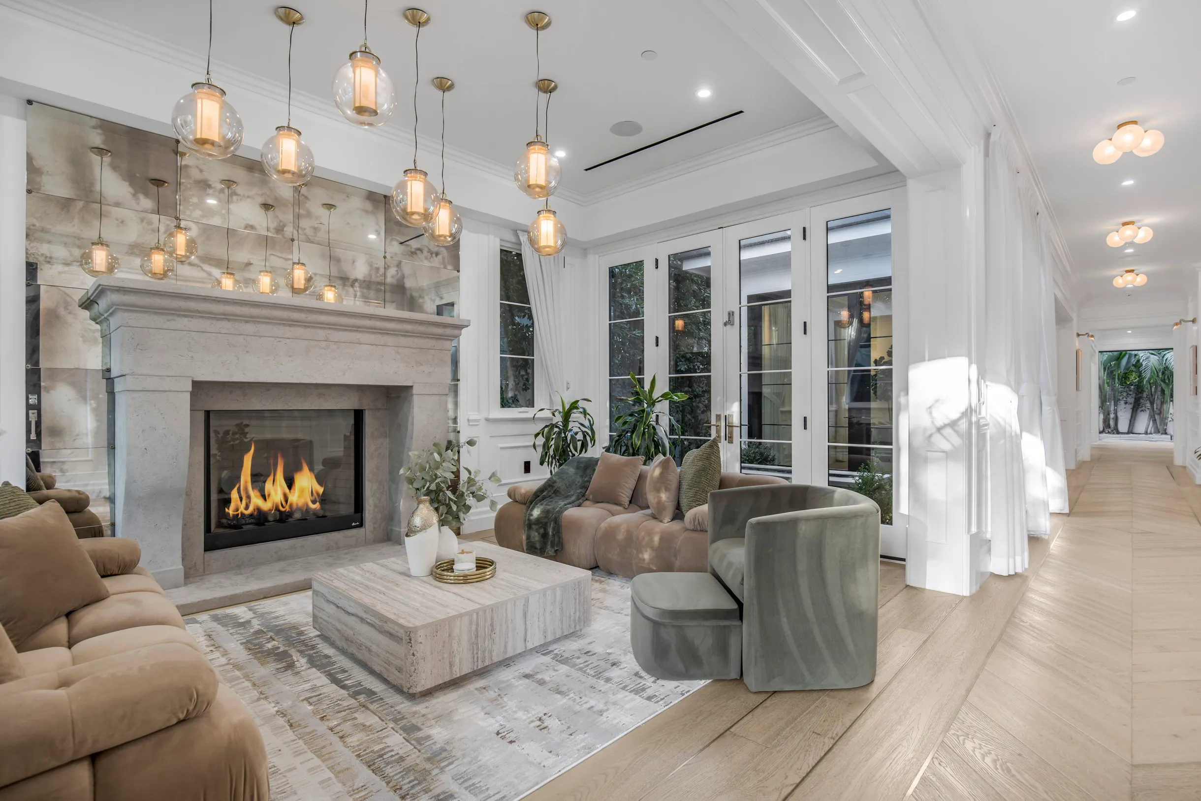 Wander Los Angeles Paradise #9