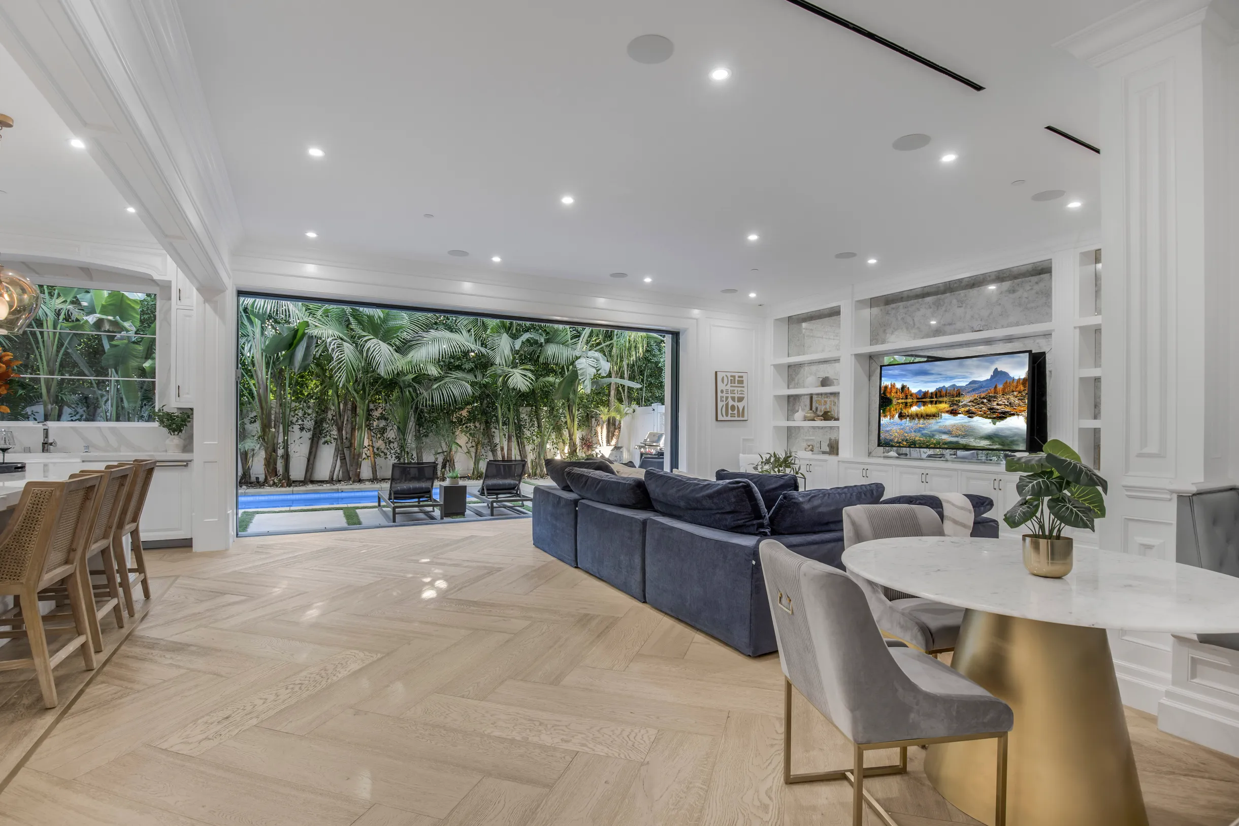 Wander Los Angeles Paradise #37