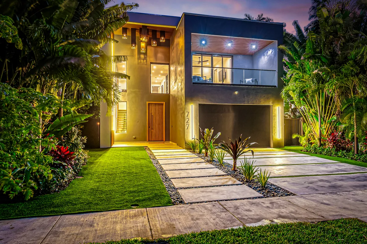 Wander Fort Lauderdale Tropic