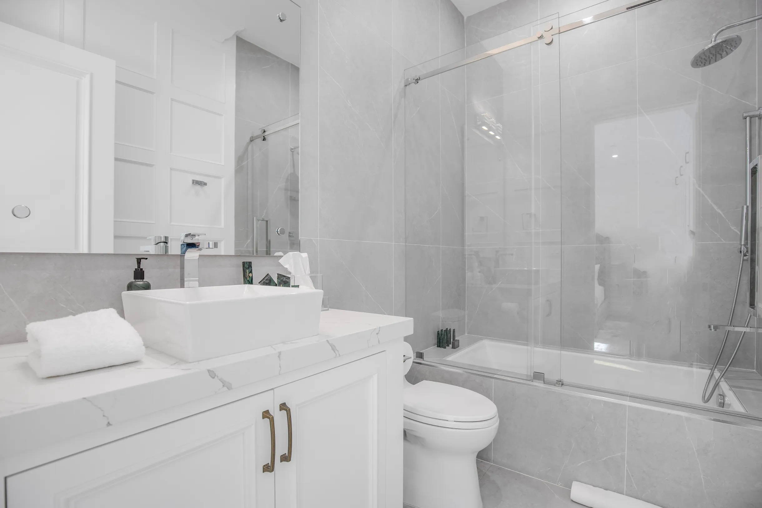 Wander Los Angeles Paradise #22