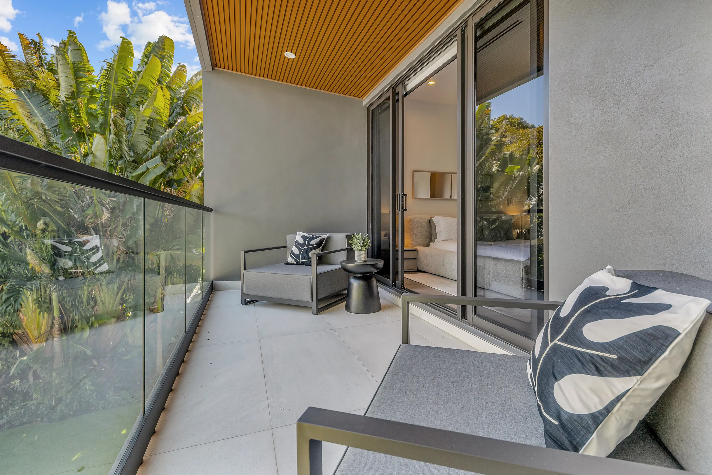 Wander Fort Lauderdale Tropic #8