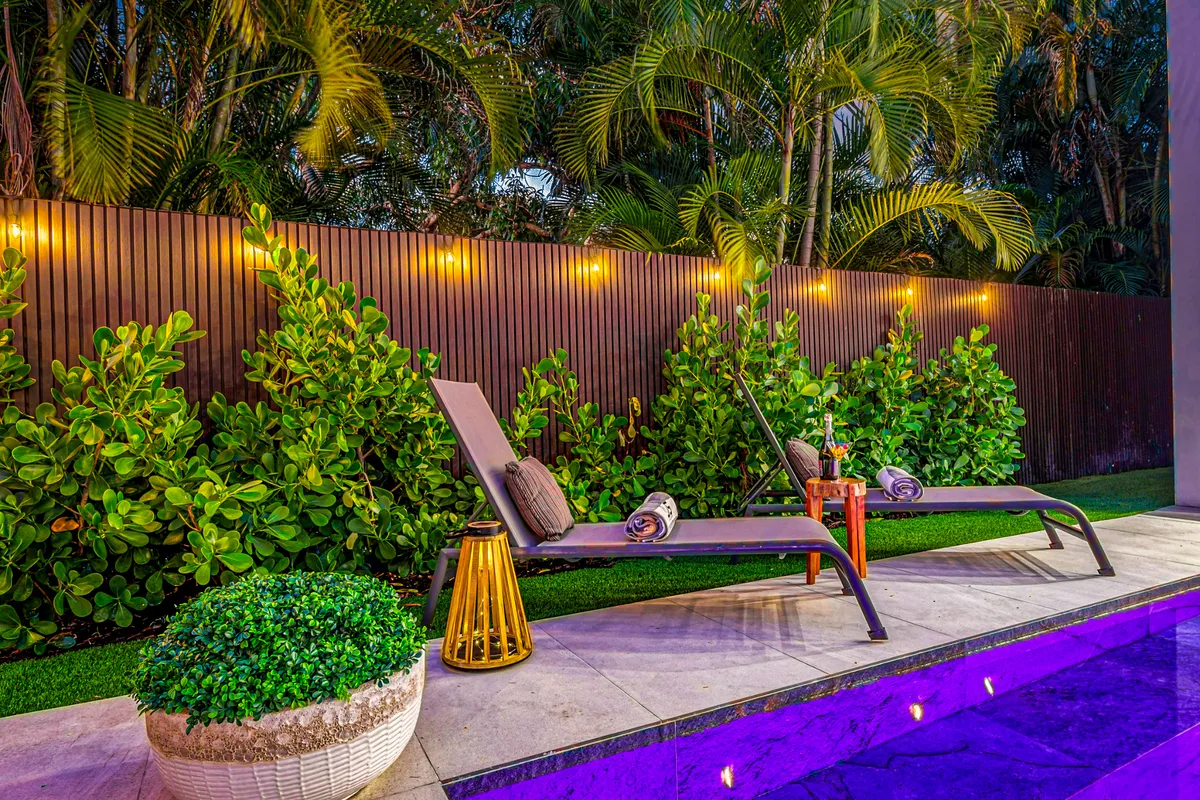 Wander Fort Lauderdale Tropic #103