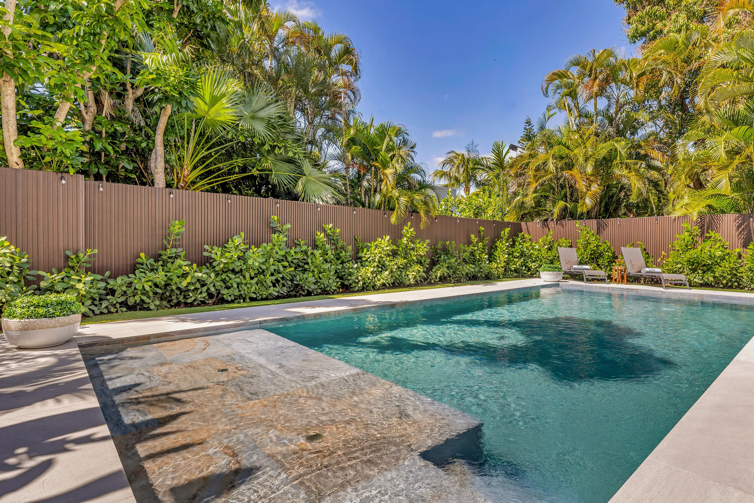 Wander Fort Lauderdale Tropic #123