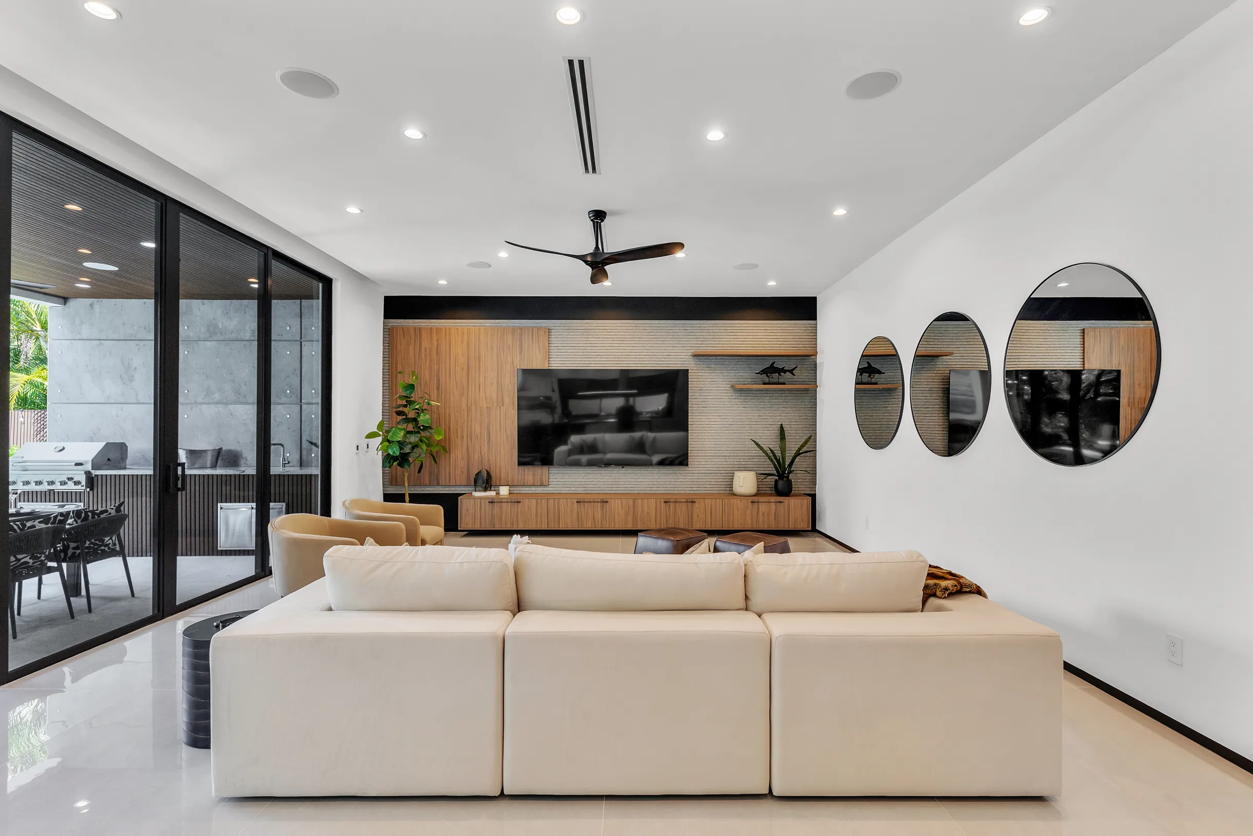 Wander Fort Lauderdale Tropic #12