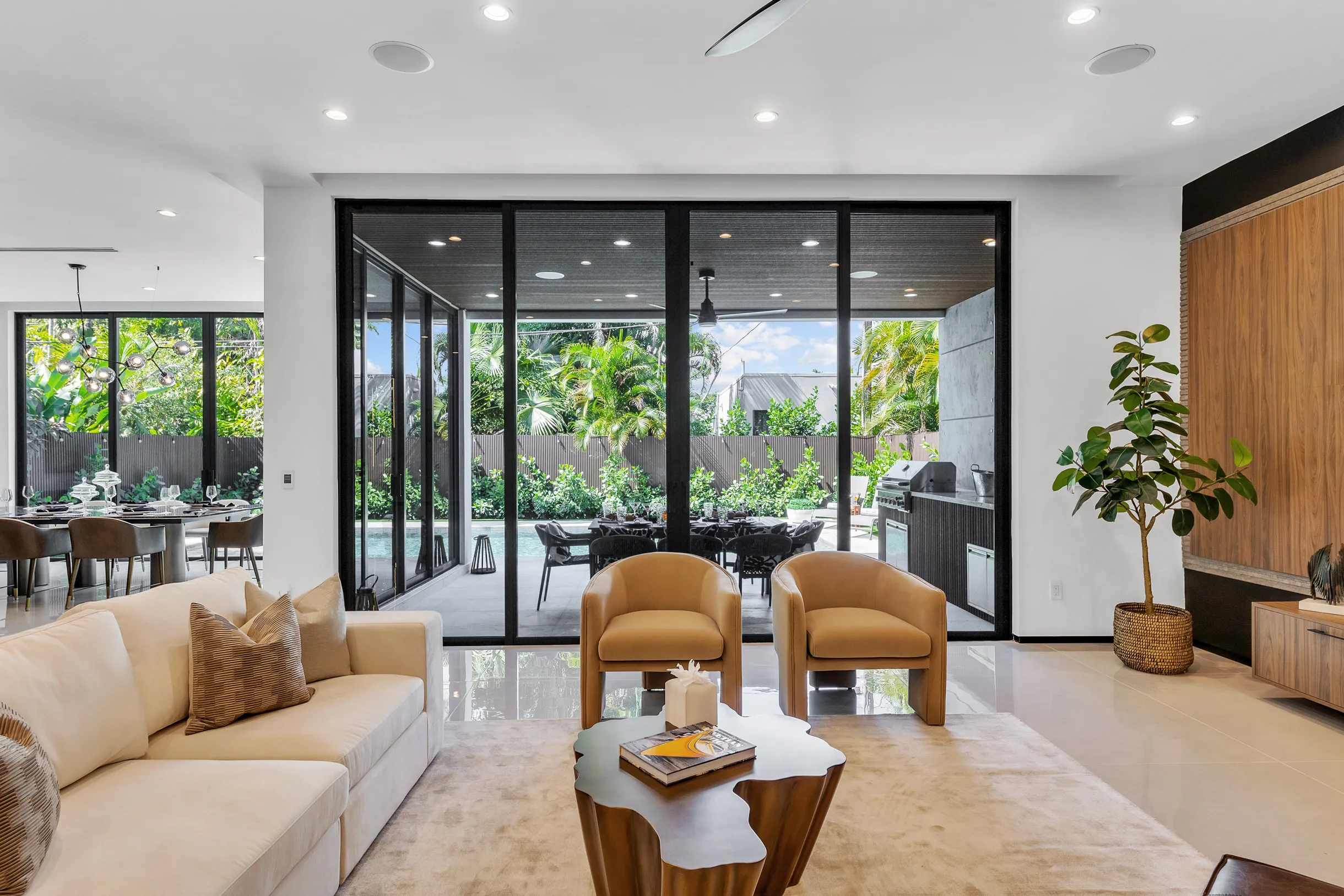 Wander Fort Lauderdale Tropic #87