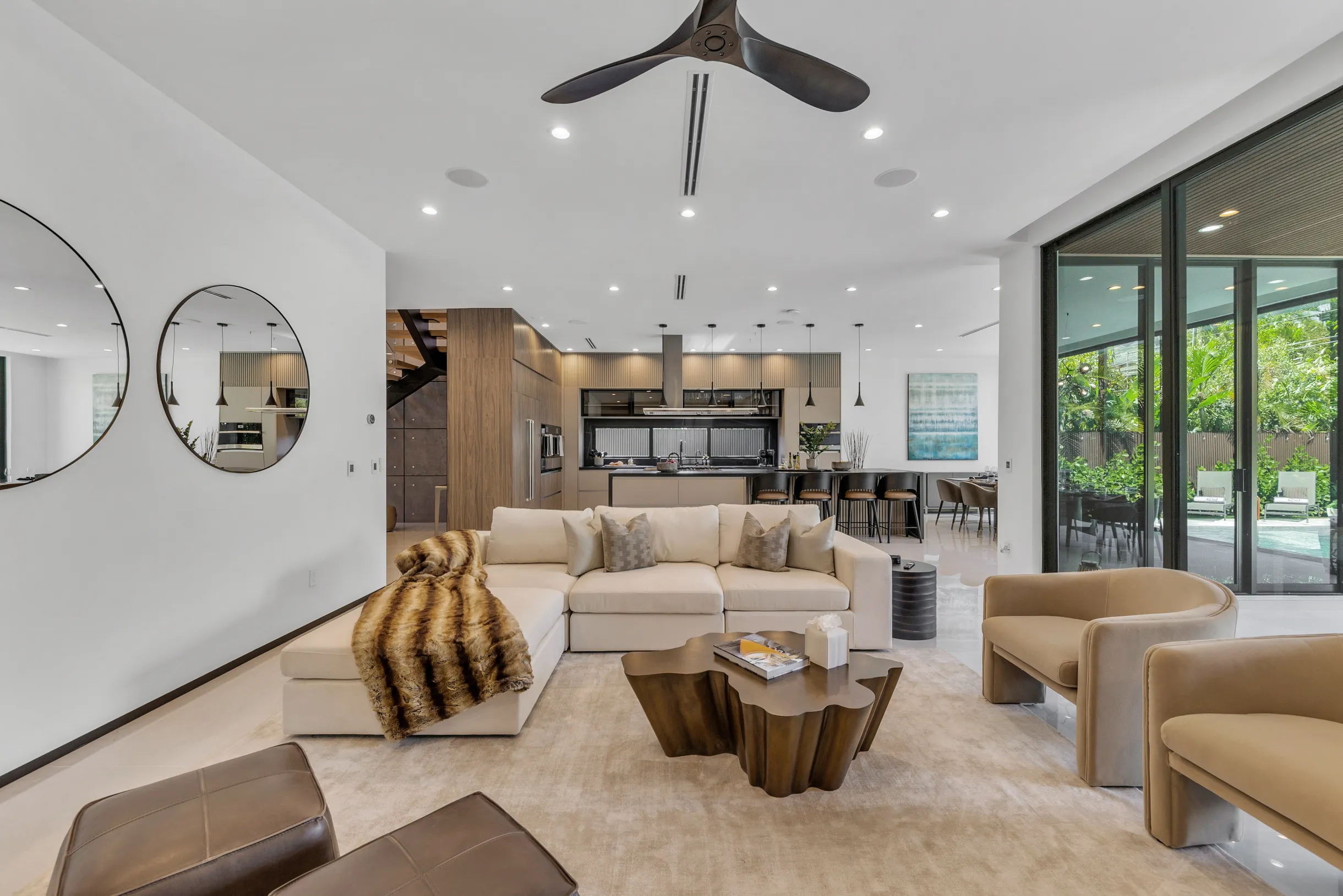 Wander Fort Lauderdale Tropic #104