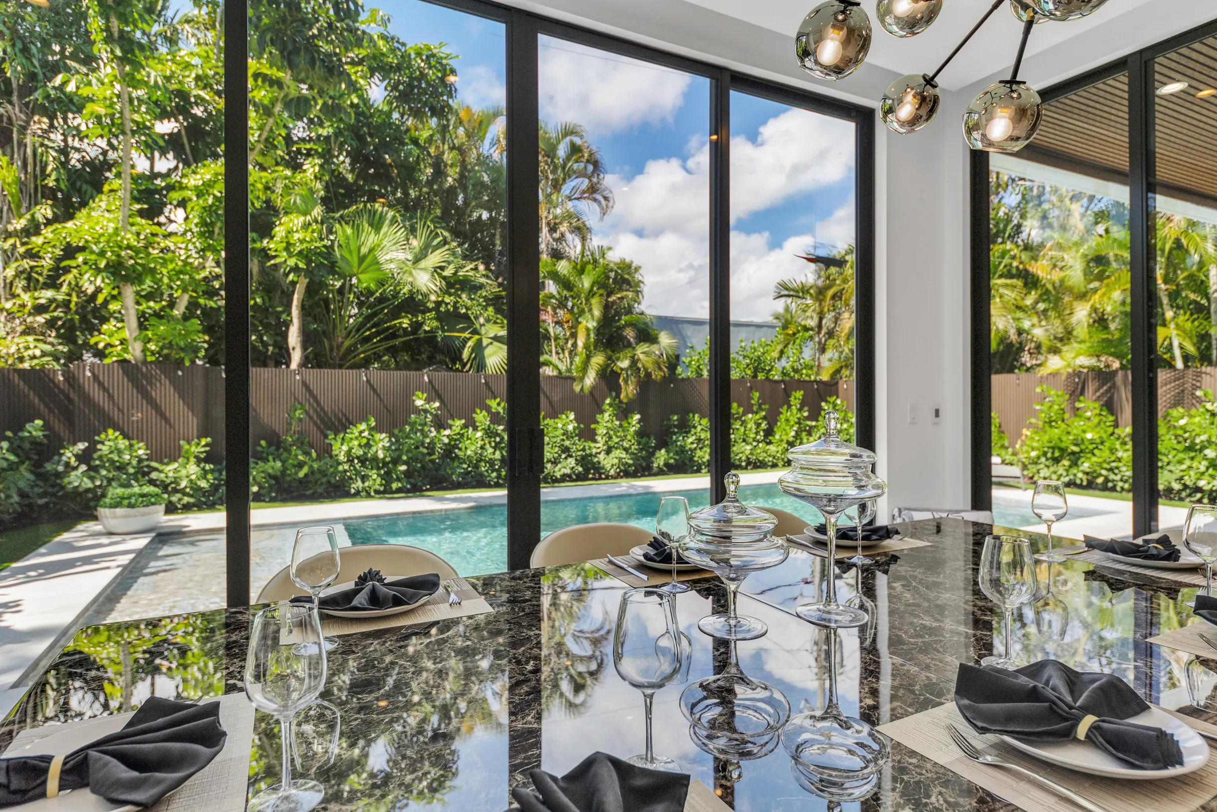 Wander Fort Lauderdale Tropic #89