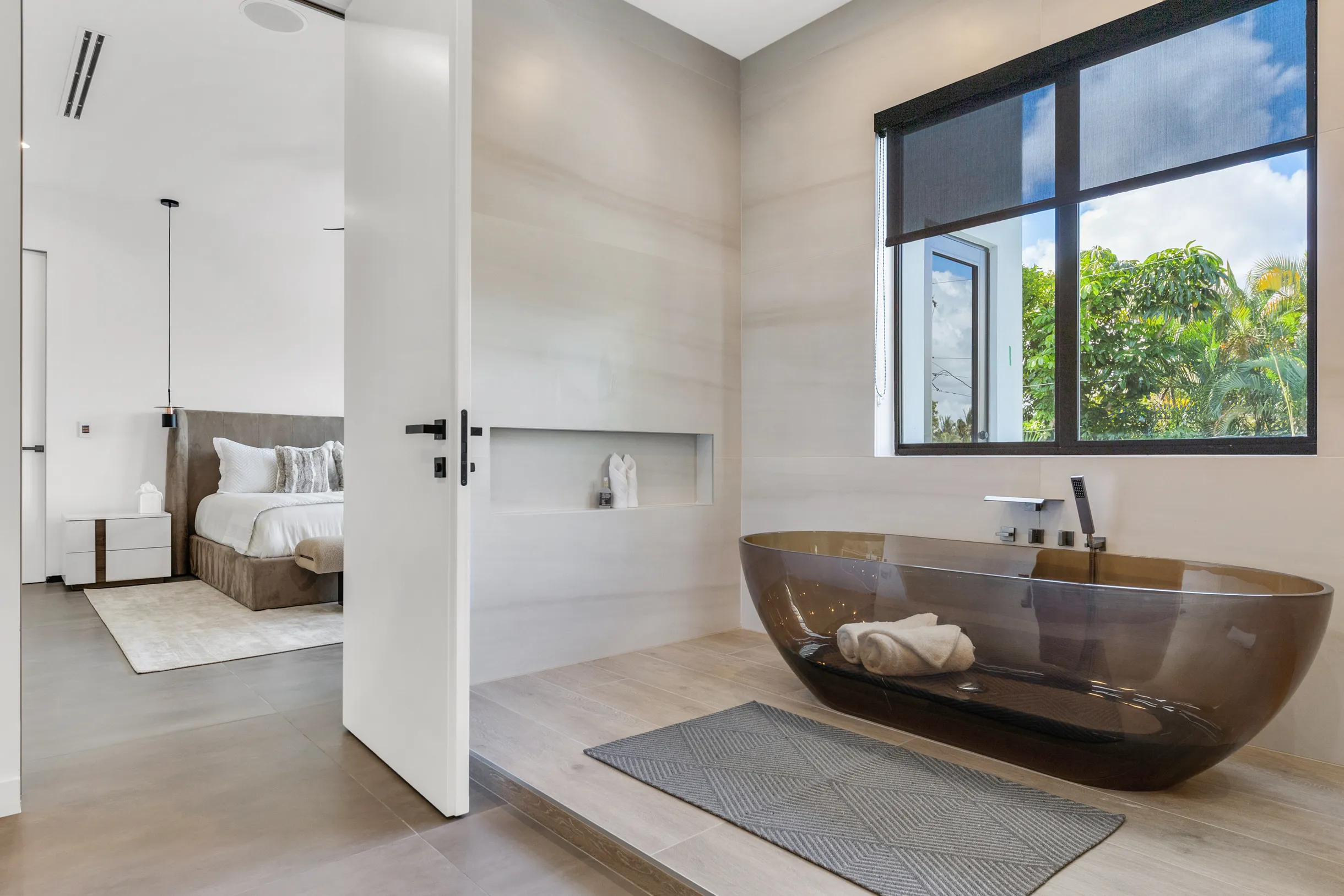 Wander Fort Lauderdale Tropic #91