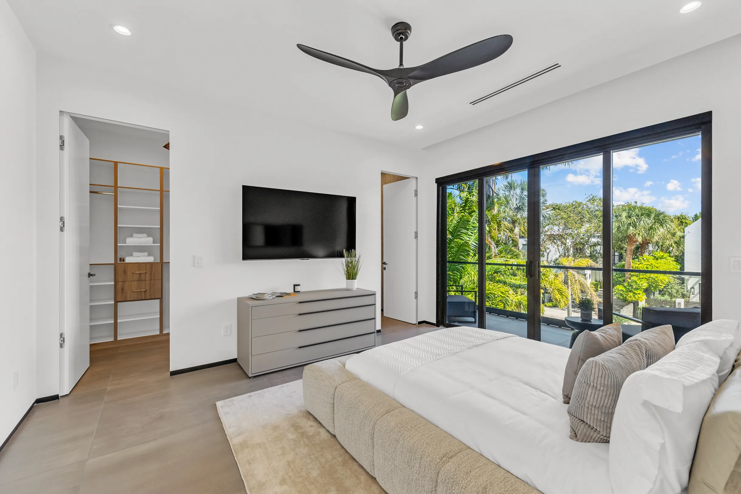 Wander Fort Lauderdale Tropic #35