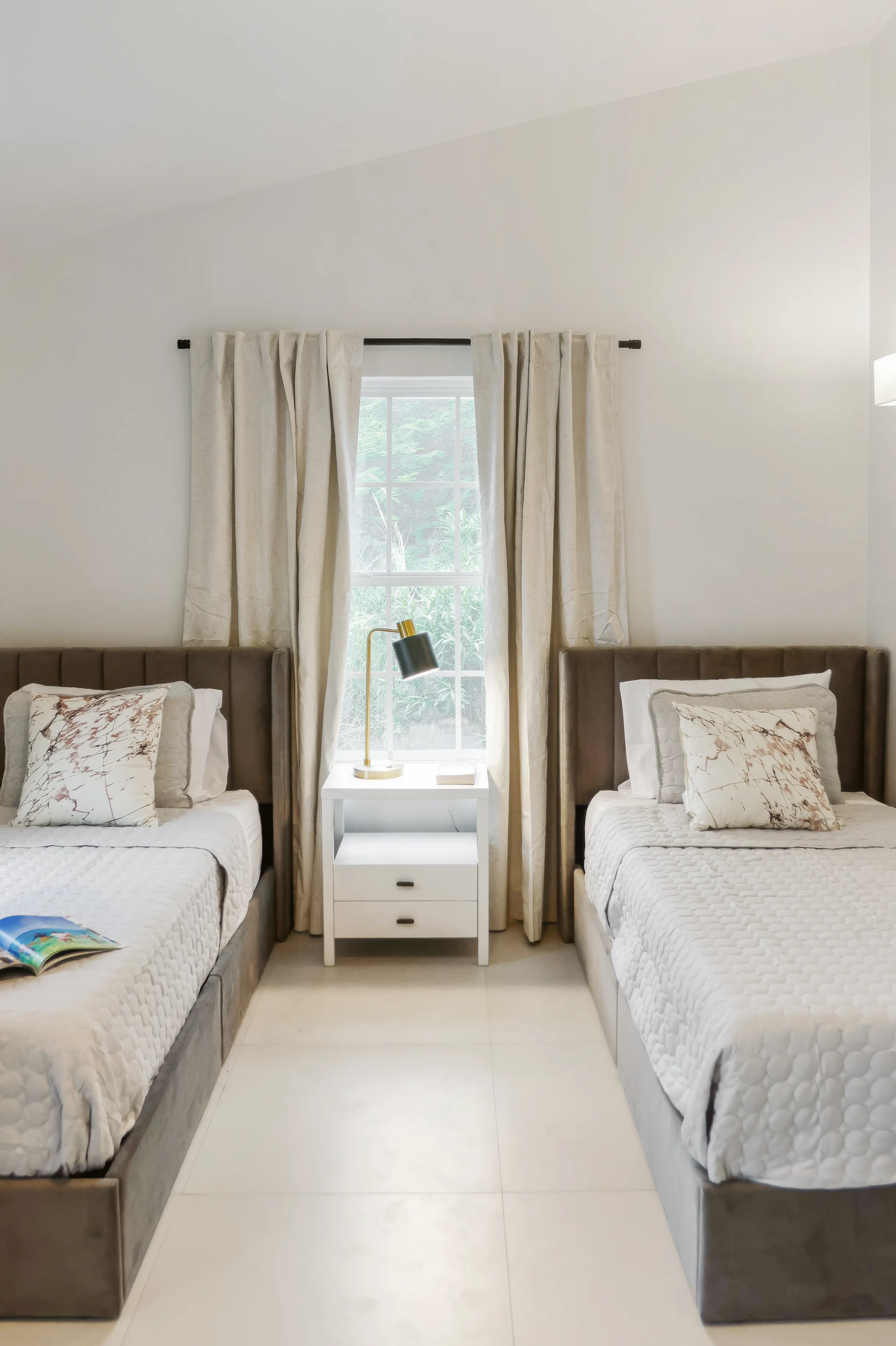 Wander Antigua Palms #34