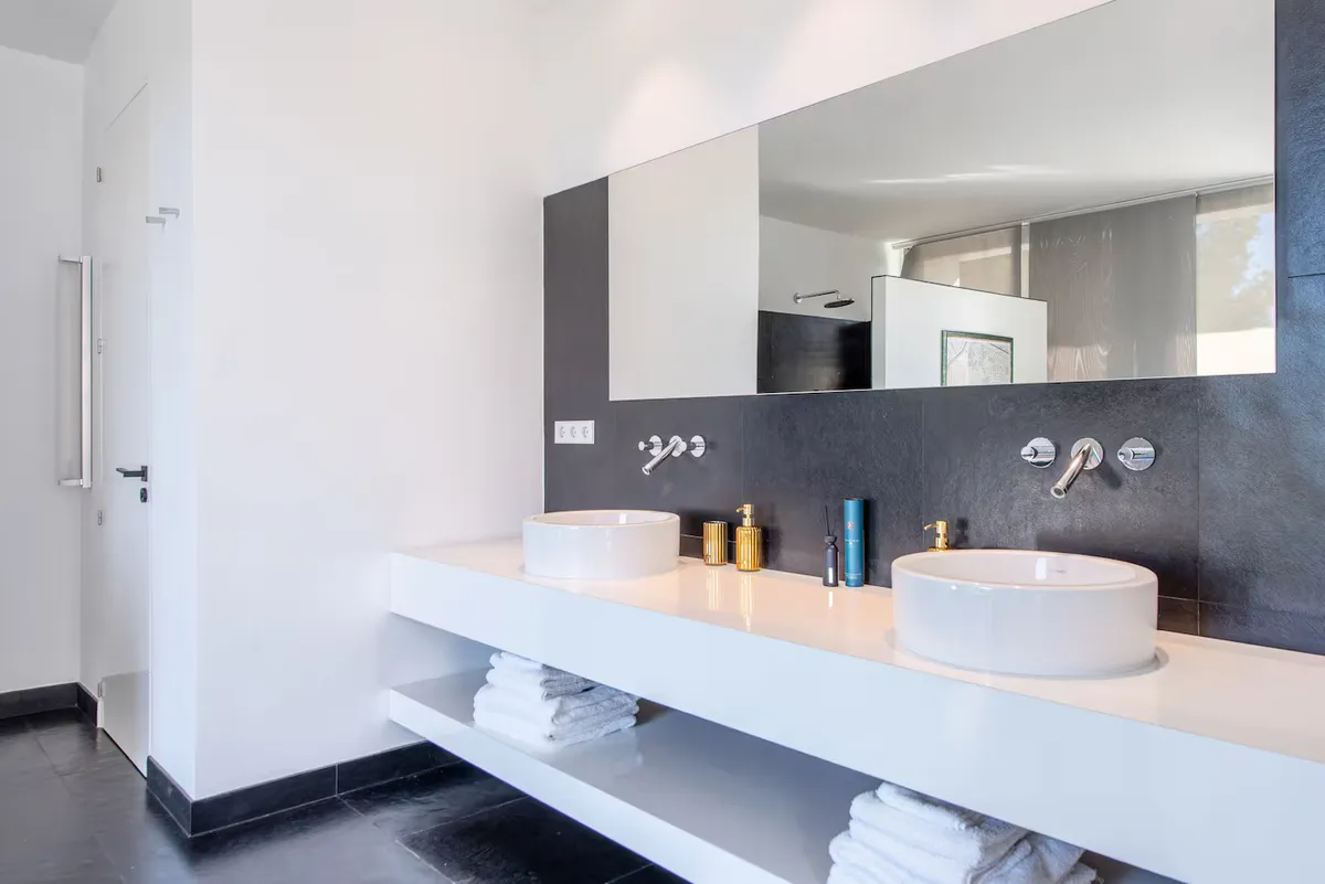 Wander Ibiza Shoal #18