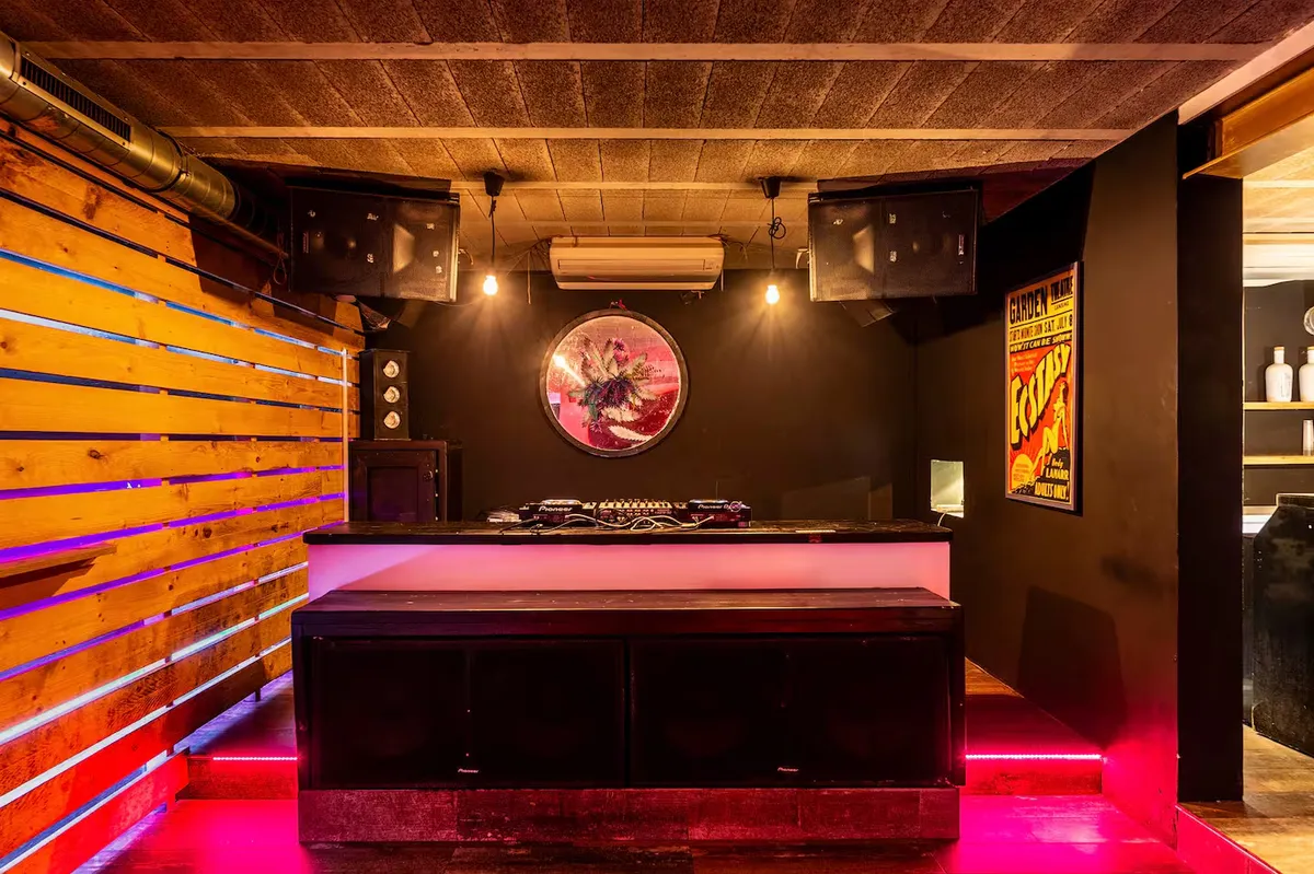 Wander Ibiza Shoal #63